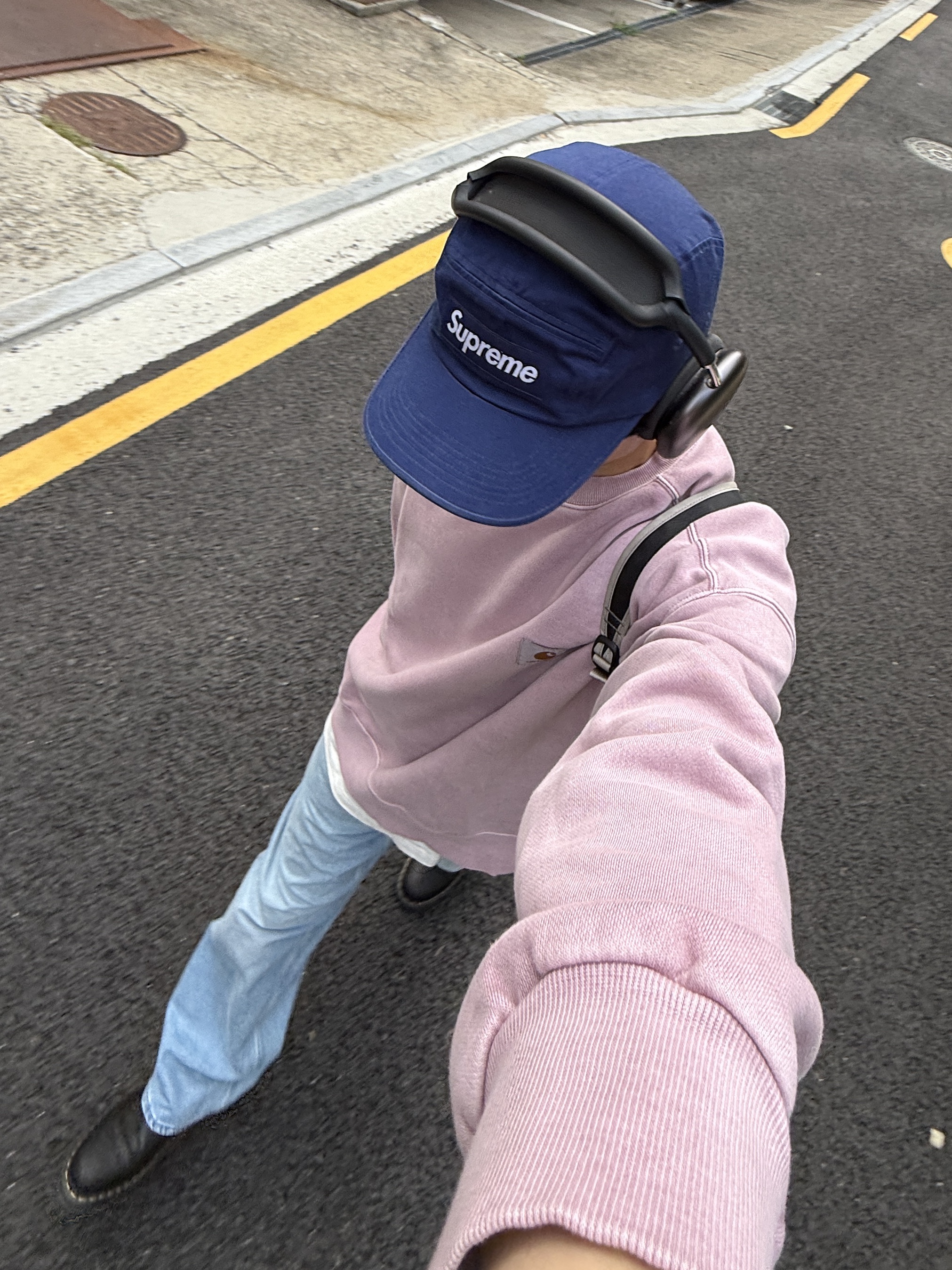 Dr. Martens 1461 Ambassador Black, Uniqlo x JW Anderson Straight Jean Blue - KR 착용 스타일 - 3