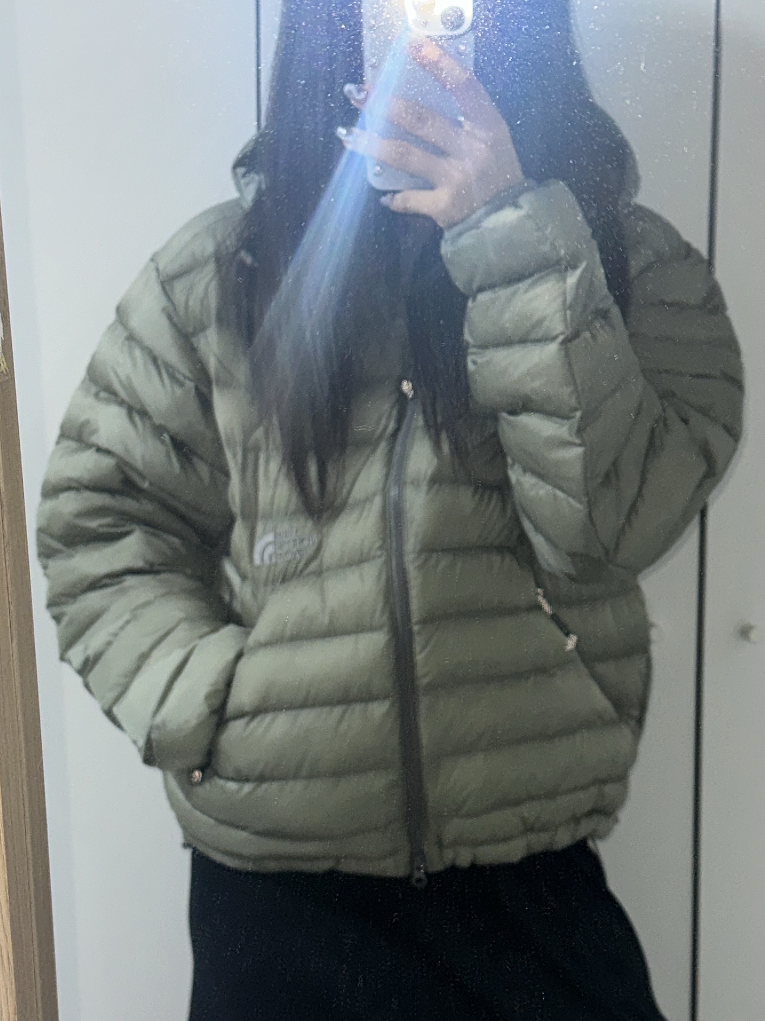 The North Face Ventus On Jacket Light Khaki 착용 스타일 - 3