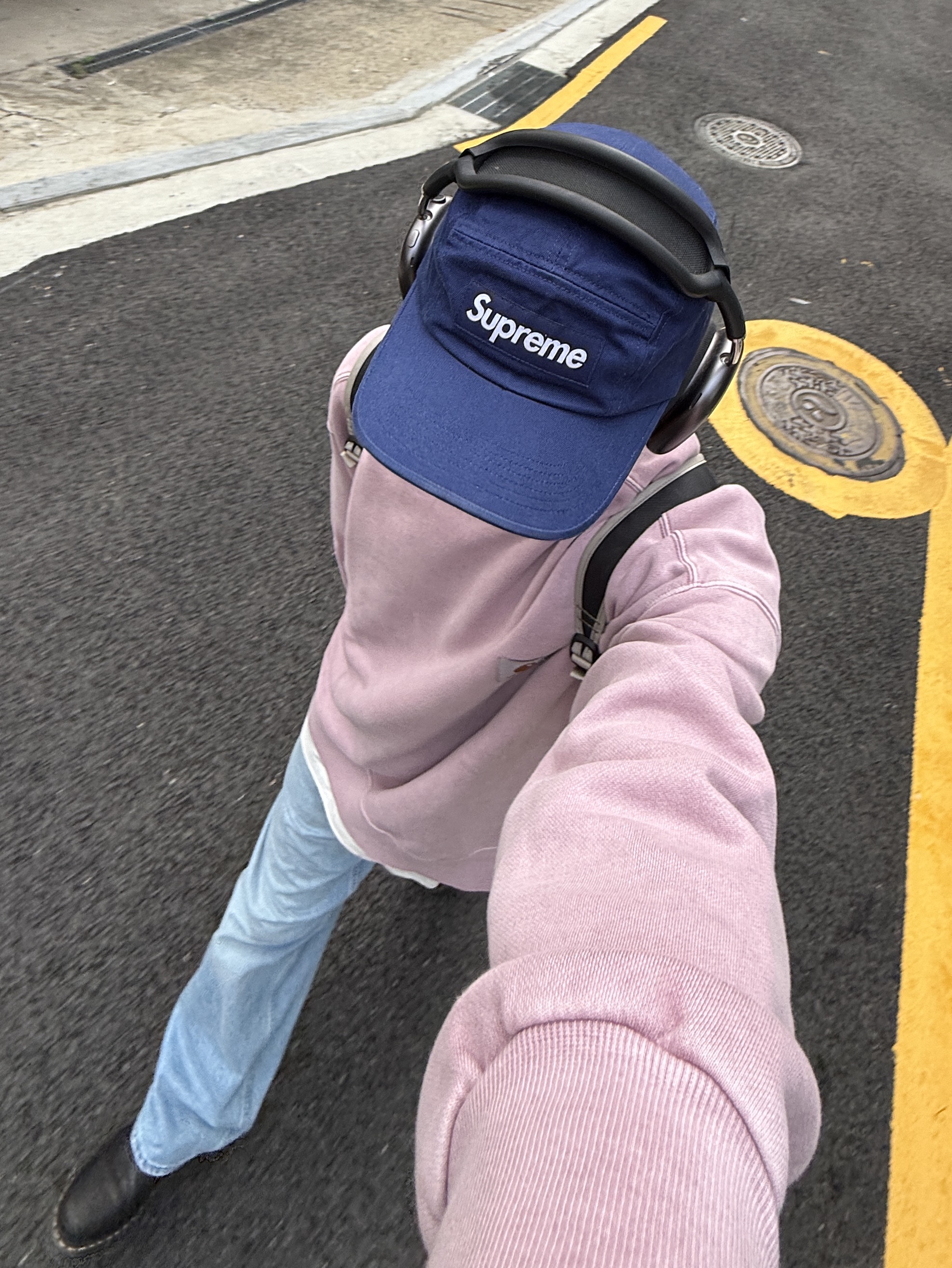 Dr. Martens 1461 Ambassador Black, Uniqlo x JW Anderson Straight Jean Blue - KR 착용 스타일 - 1