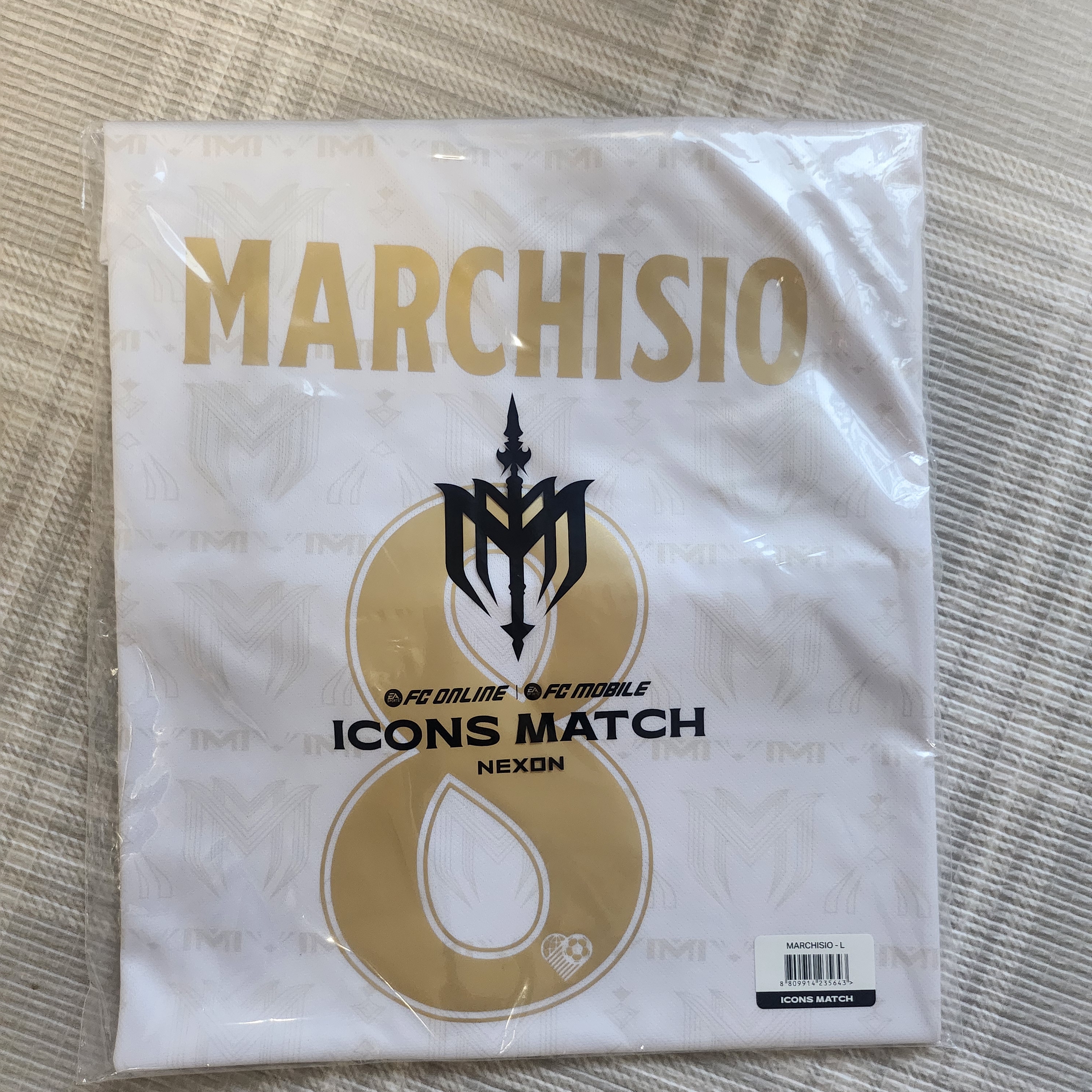 [PRE-ORDER] SHIELD UTD Jersey White L (Marking) 착용 스타일