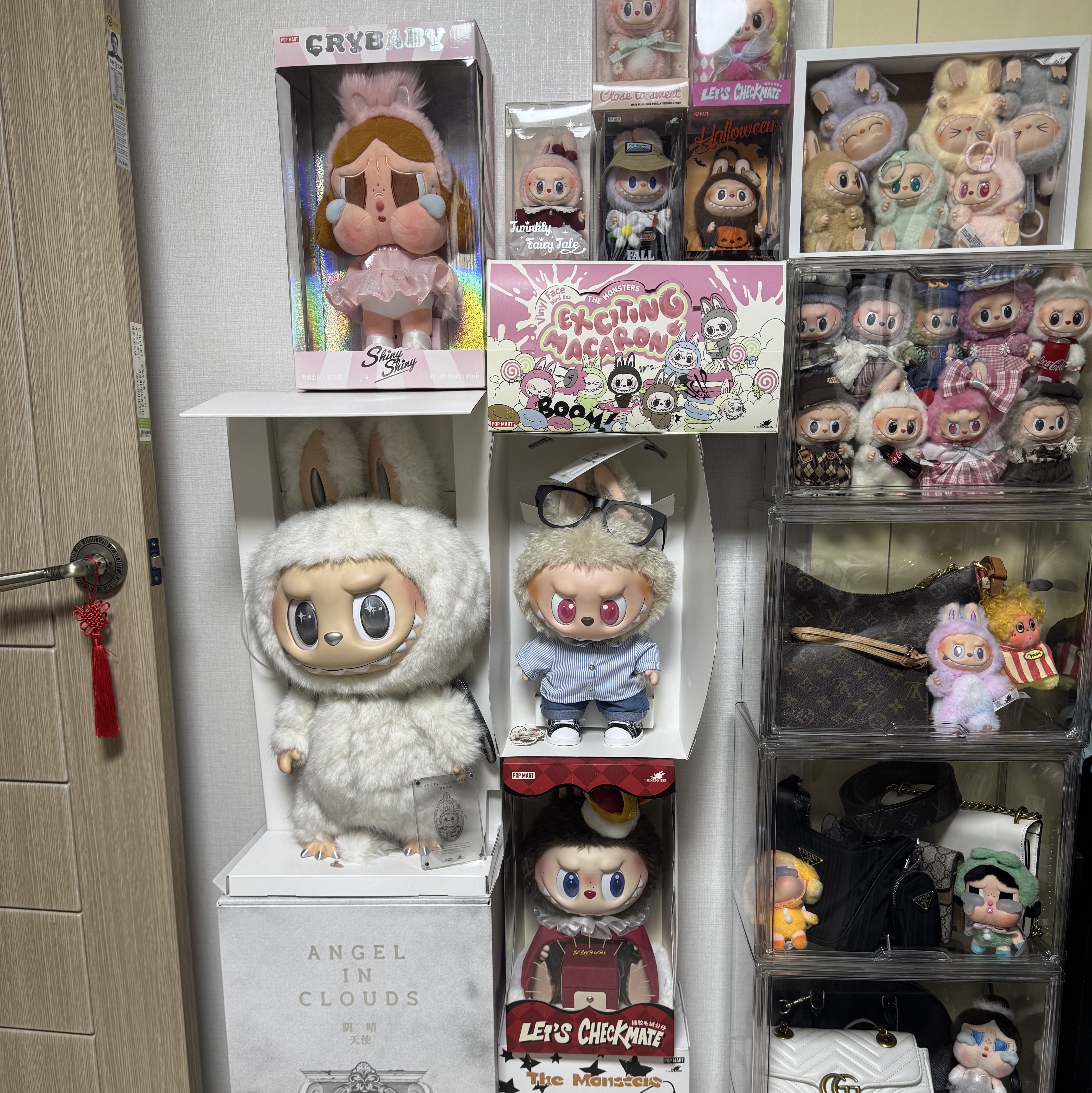 Pop Mart Labubu The Monsters Highlight Series Luck Keyring (Opened Case), Pop Mart The Monsters Zimomo Angel In Clouds Vinyl Face Doll 착용 스타일