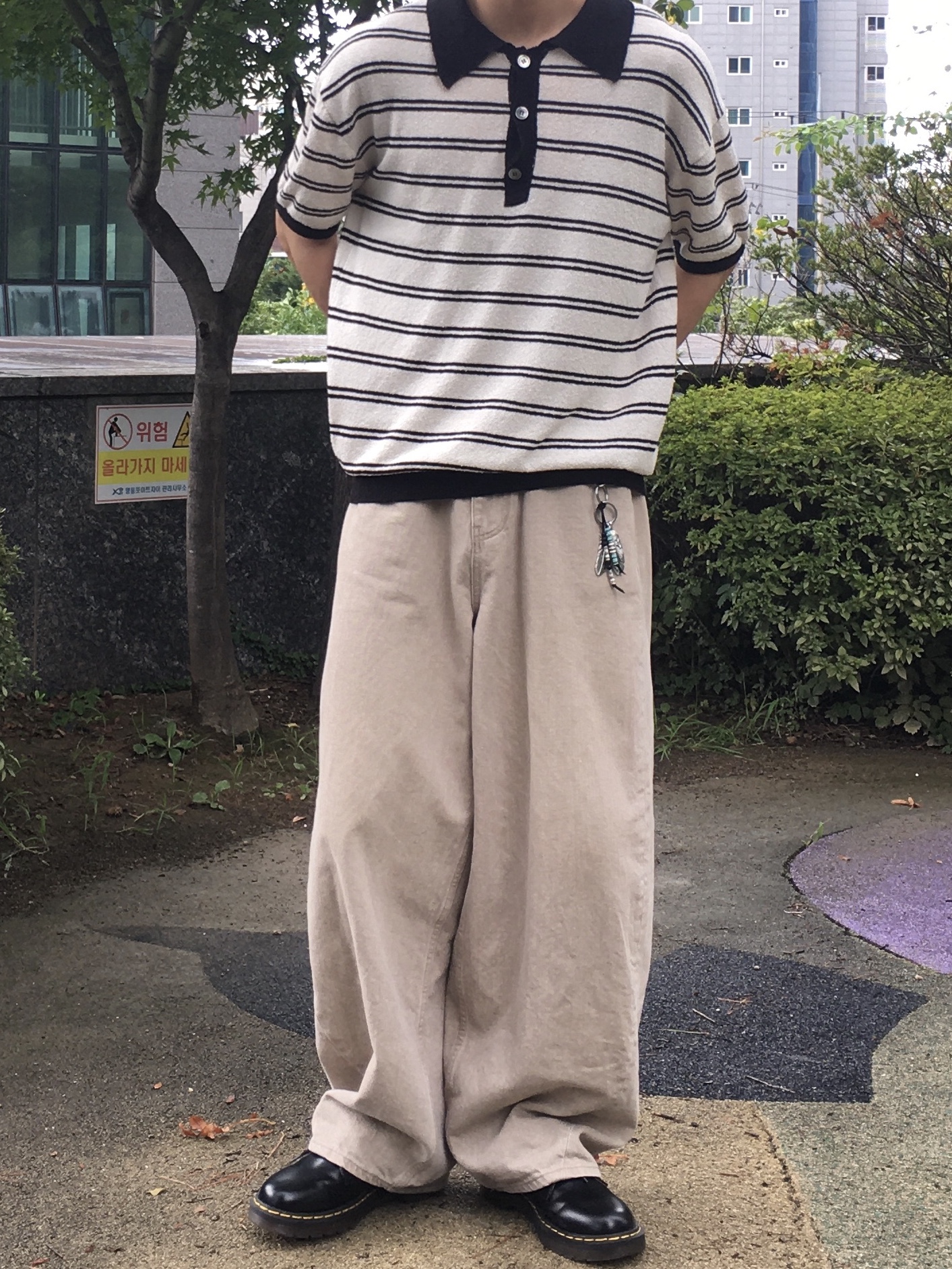 noun Wide Curved Denim Pants Sand Beige, Dr. Martens 1461 Bex Black 착용 스타일 - 1
