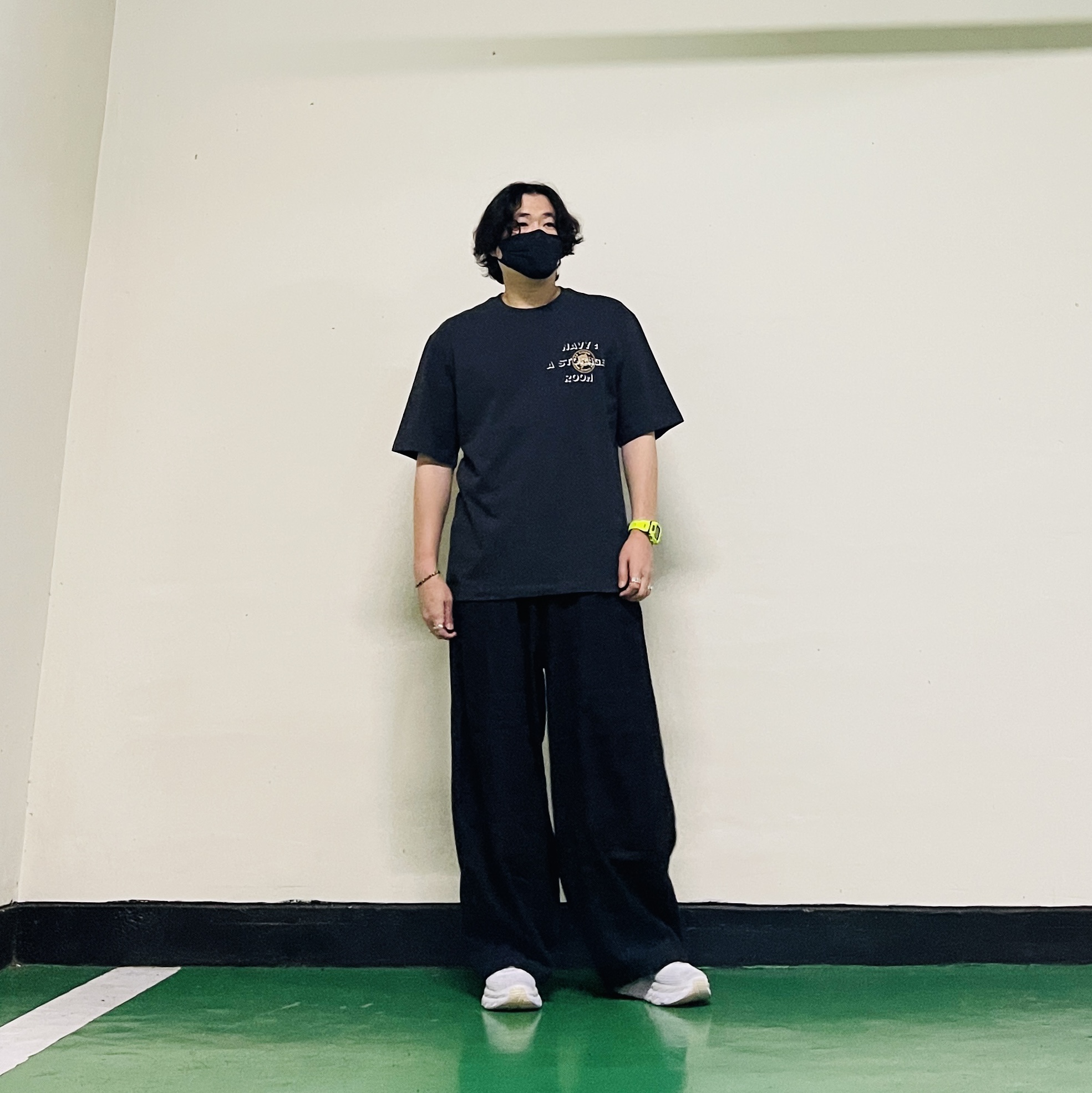 Casio G-Shock GBD-200-9, IAB Studio Storage Room T-Shirt Gray 착용 스타일 - 1