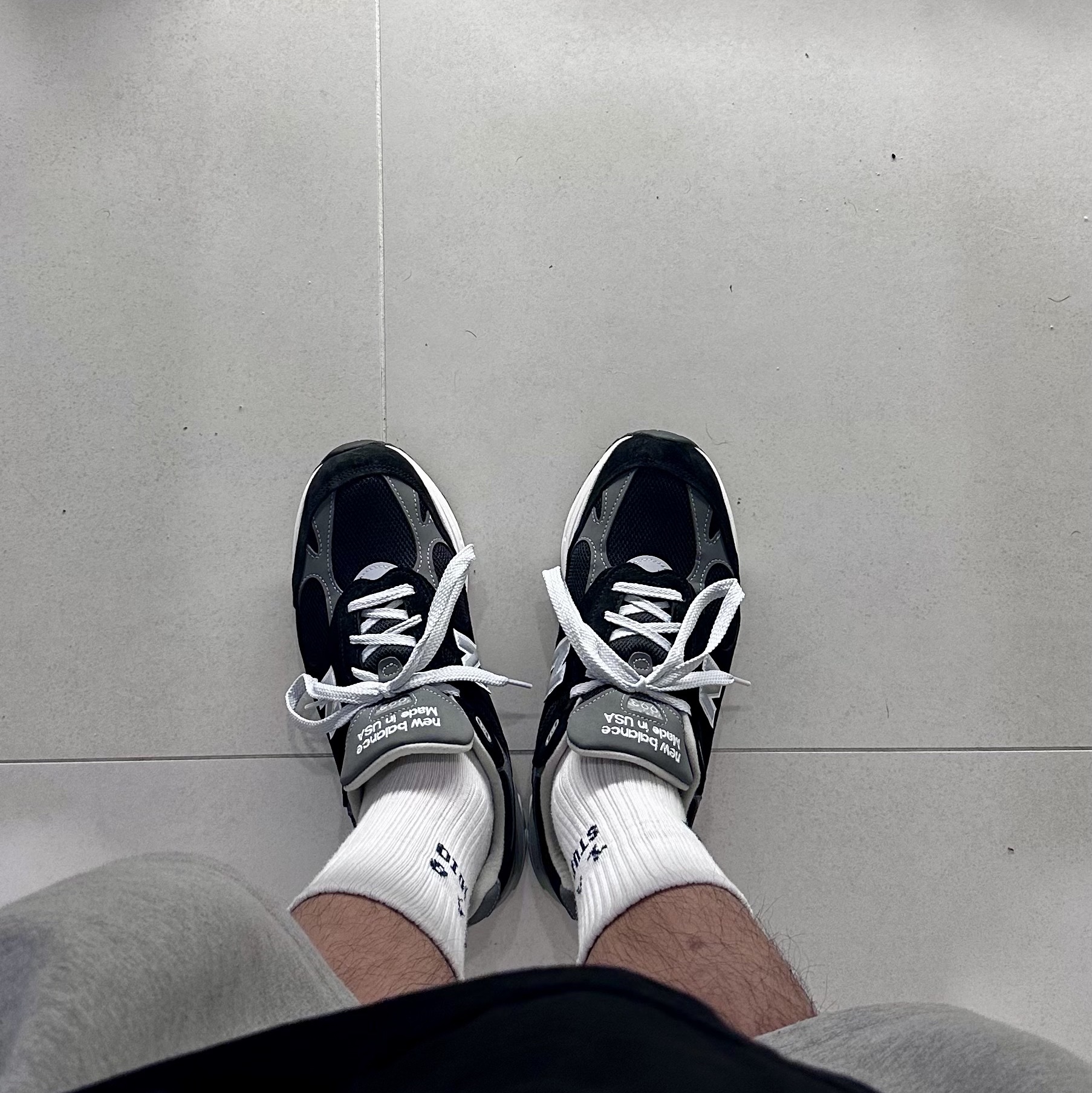 New Balance 993 Made in USA Black - D Standard 착용 스타일