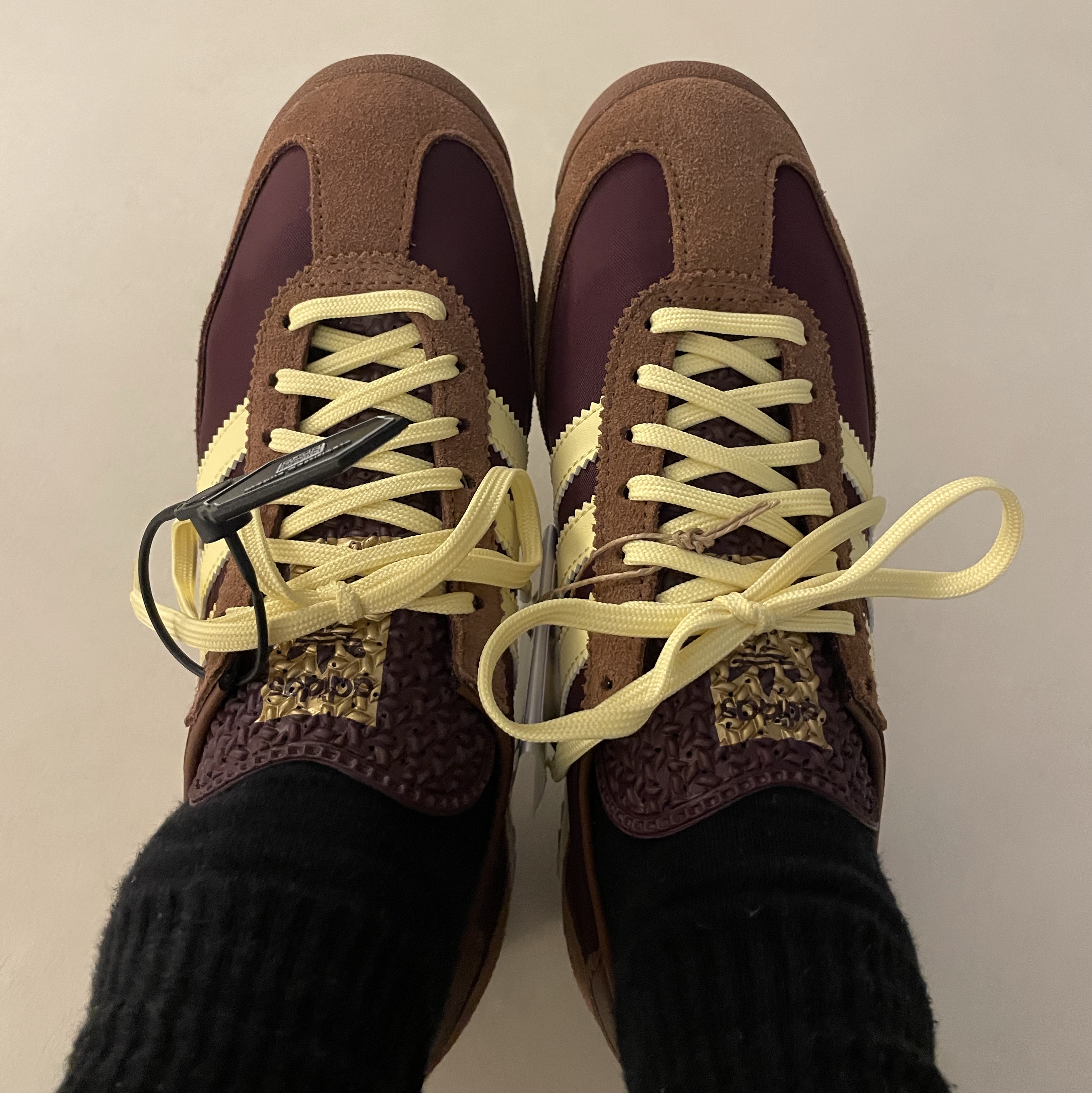 (W) Adidas SL 72 OG Maroon Almost Yellow 착용 스타일