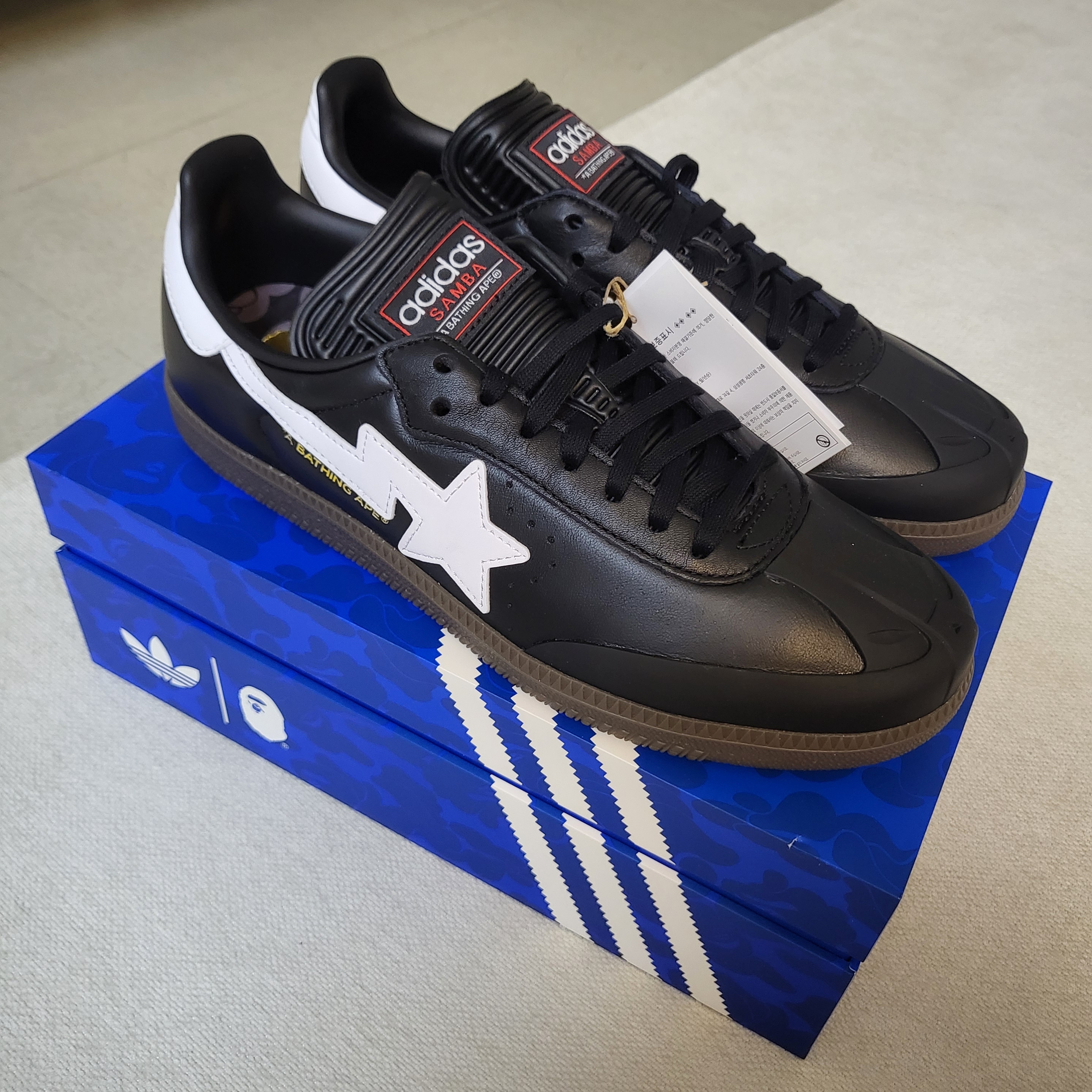 Adidas x BAPE Samba Core Black Footwear White 착용 스타일 - 1