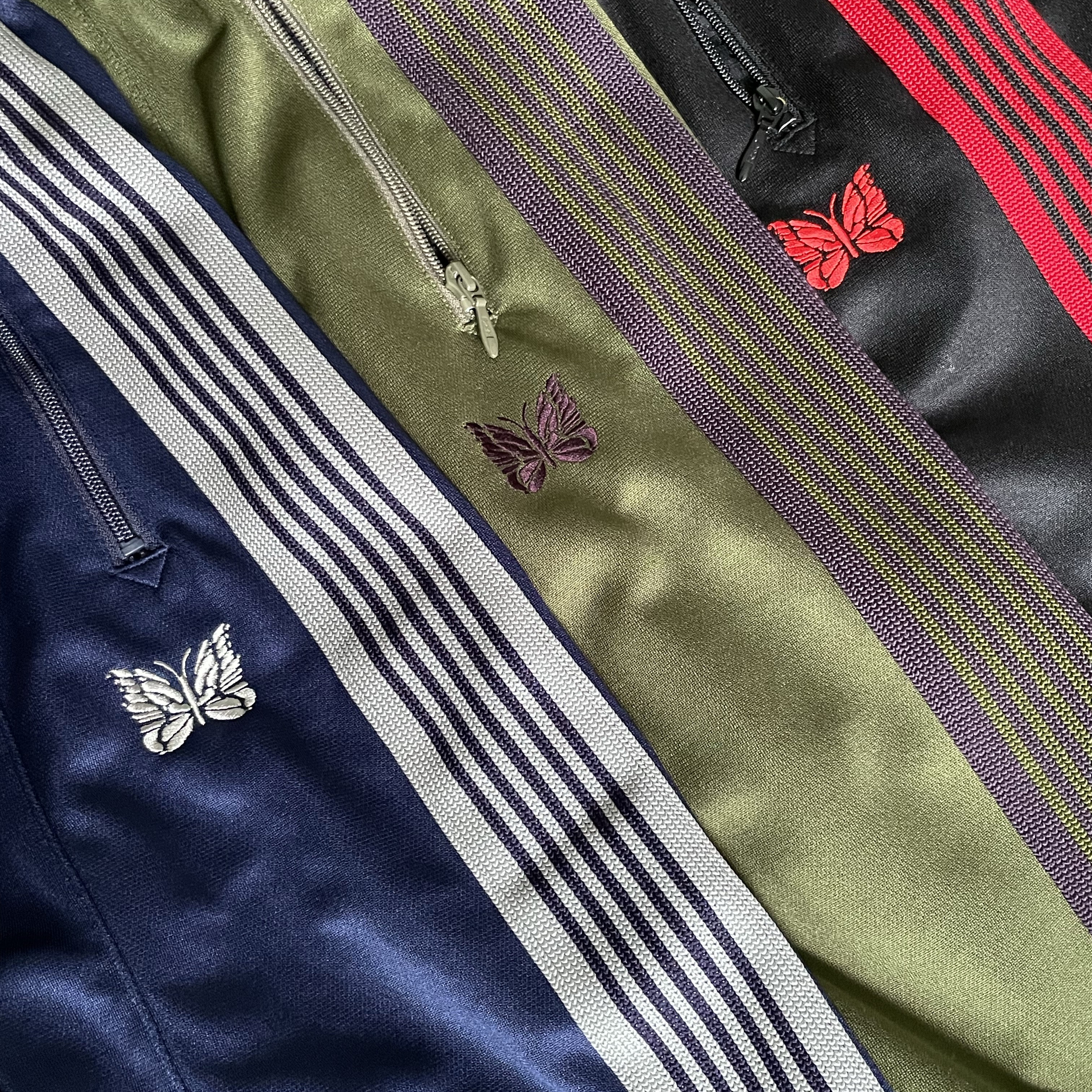 Needles x LHP H.D. Track Pants Poly Smooth Black Red, Needles H.D. Track Pants Poly Smooth Olive 착용 스타일