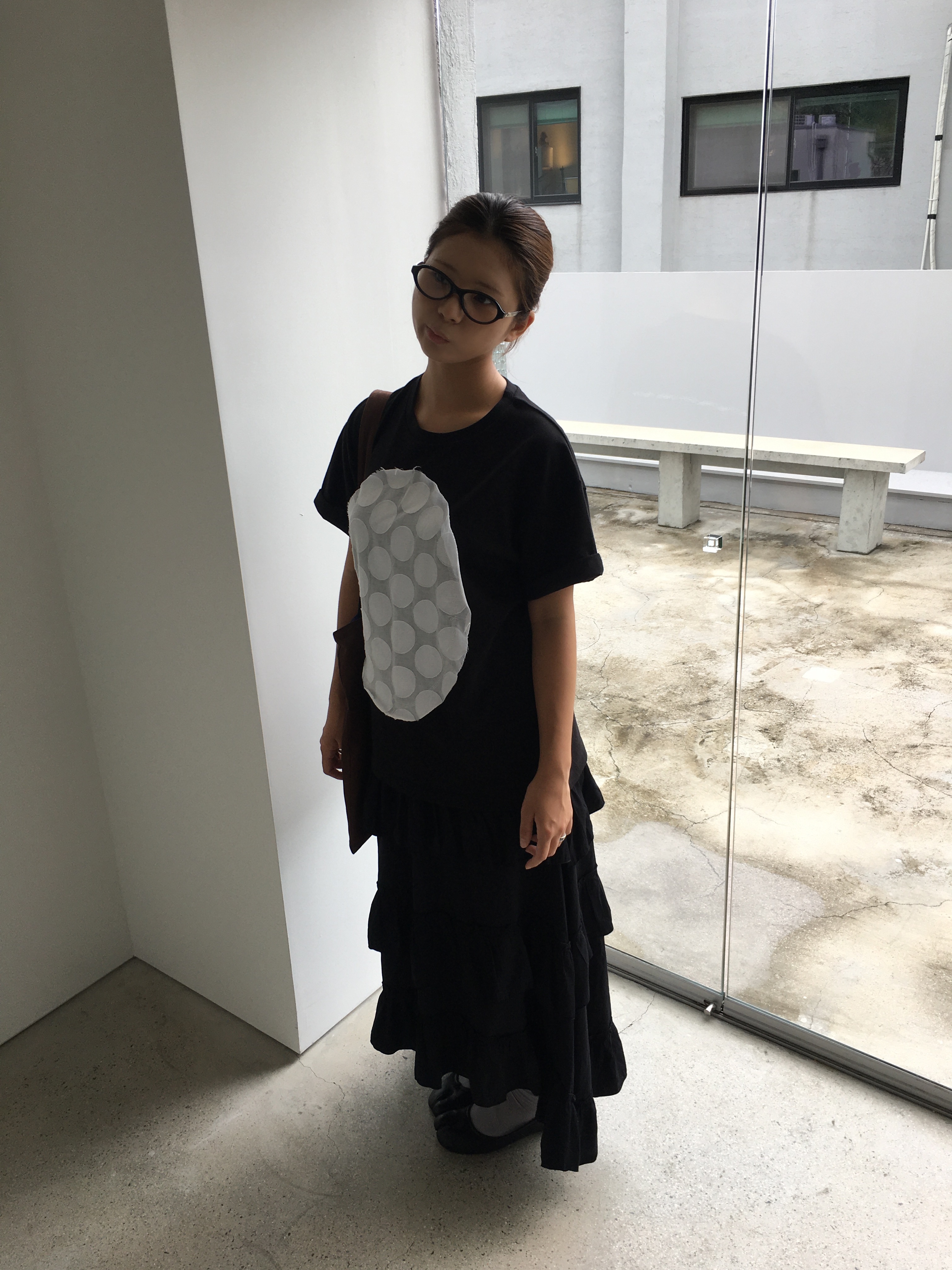 Gentle Monster x Maison Margiela MM214 Black Clear, (W) Maison Margiela Tabi Ballet Flat Shoes Black 착용 스타일