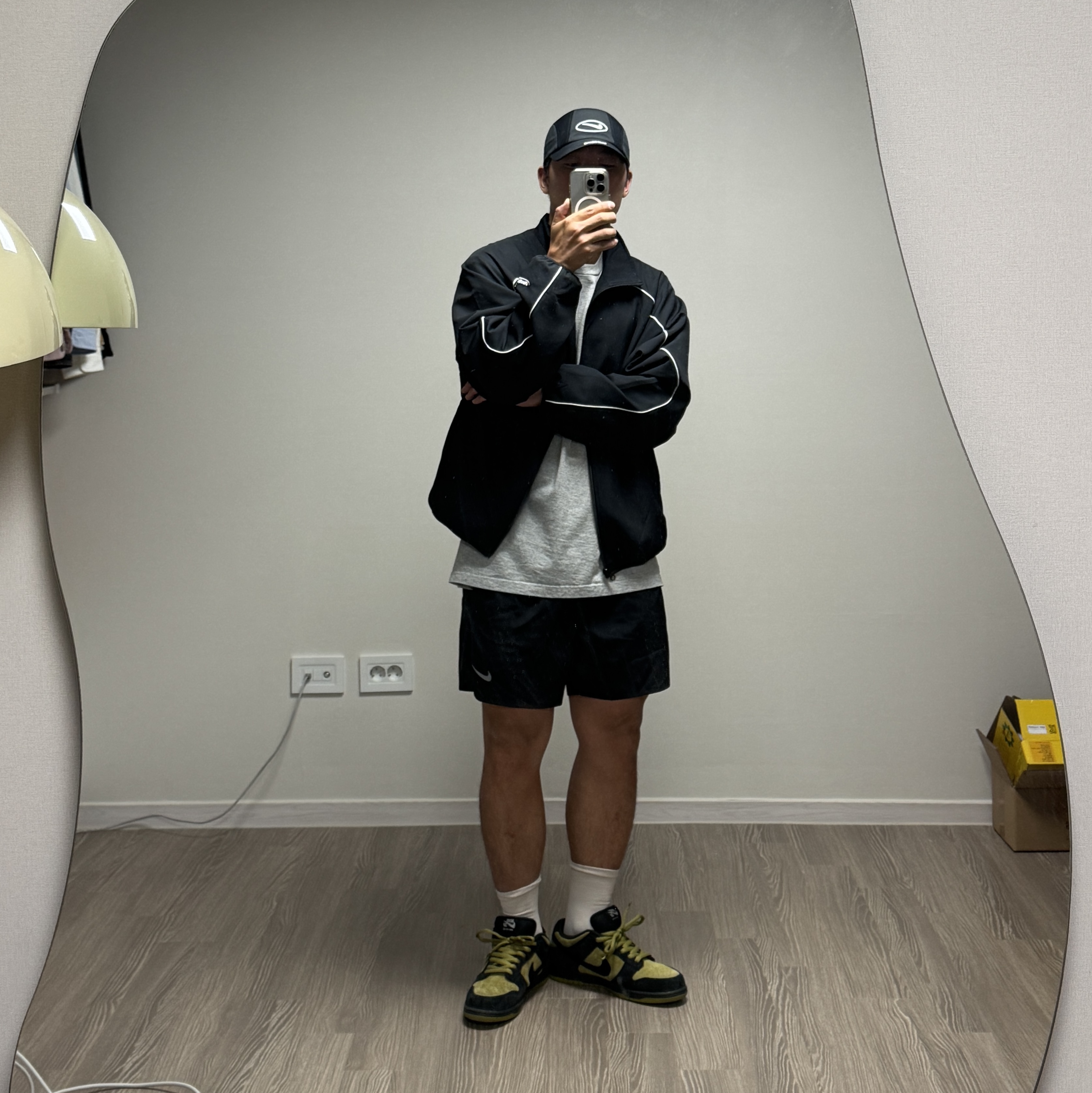 Nike x Supreme SB Dunk Low Camper Green, Supreme x Nike Track Jacket Black - 25SS 착용 스타일 - 1