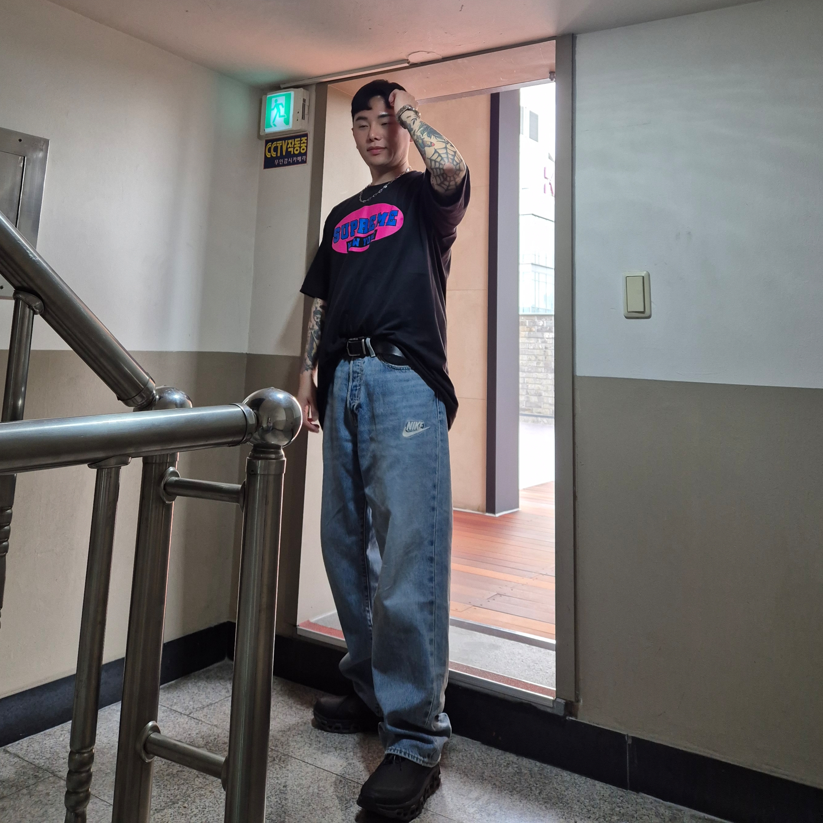 On Running x Post Archive Faction (Paf) Cloudmonster 2 Thorn Brown, Levi's x Nike Baggy Jeans Light Blue 착용 스타일