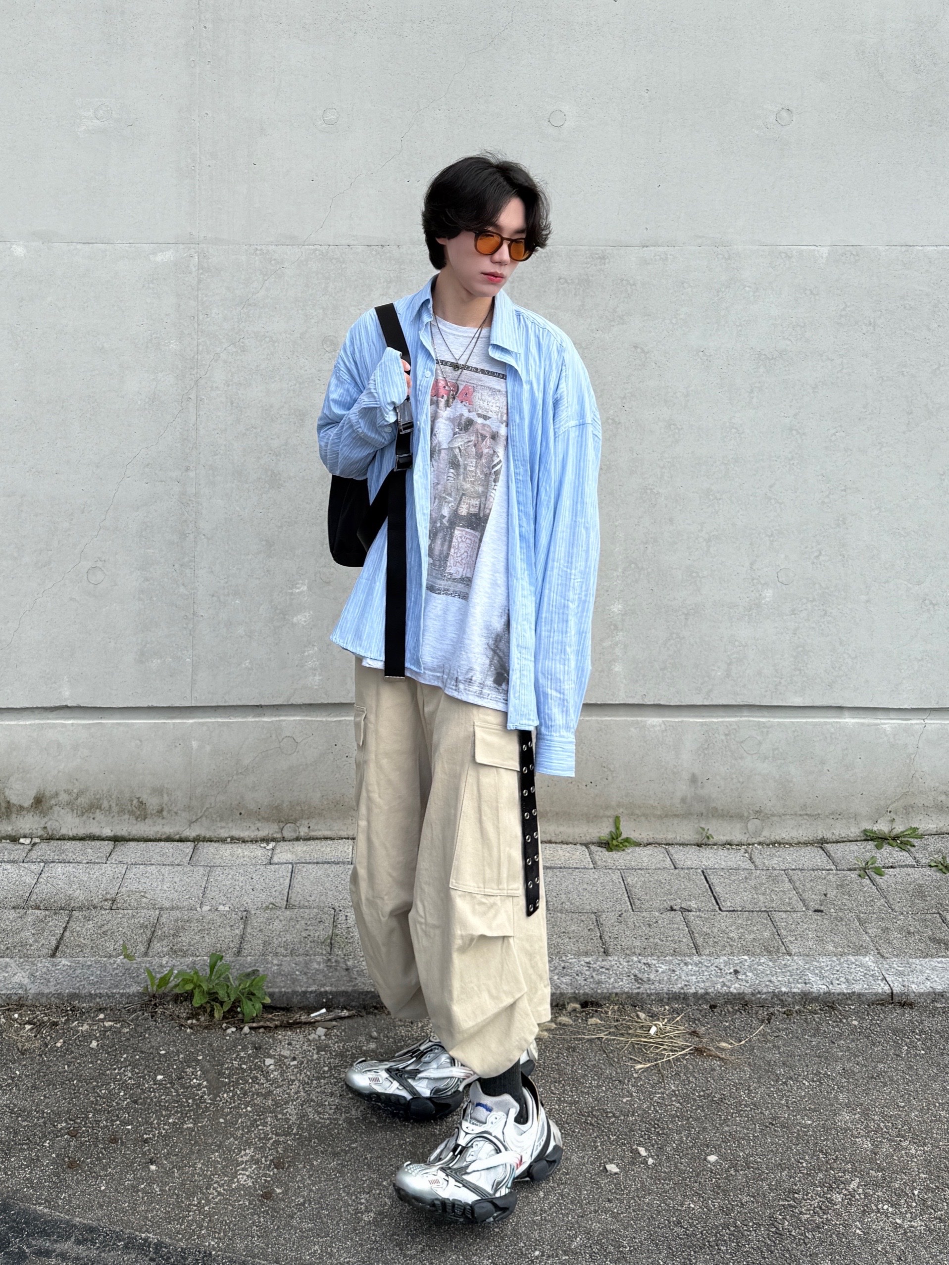 Balenciaga Reptile Sneaker Multicolor, Nonnod Flexible string tucked stripe shirt Sky blue 착용 스타일 - 4