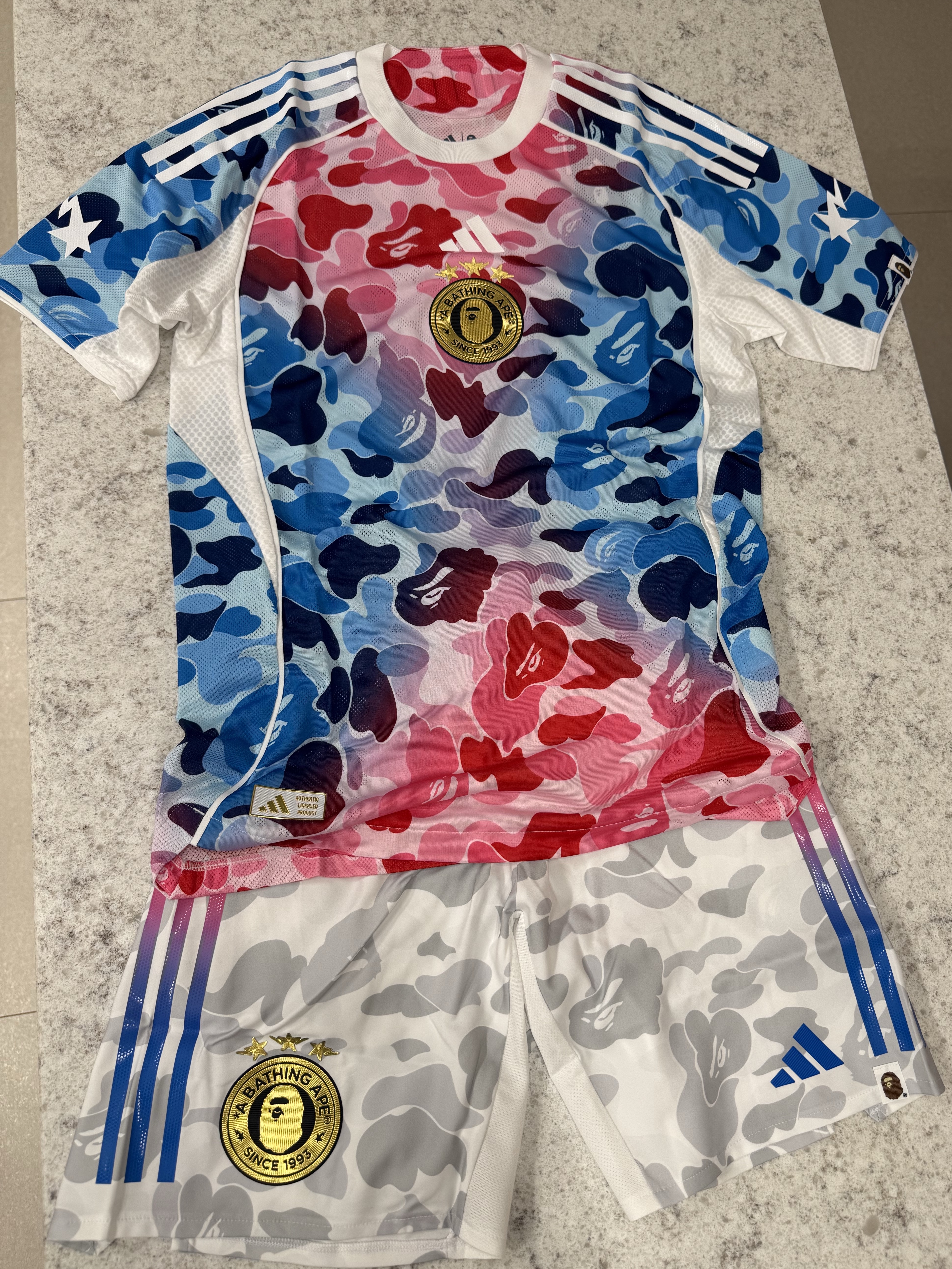 Adidas x BAPE FB Jersey Top Crew Green - KR Sizing, Adidas x BAPE FB Shorts Black - KR Sizing 착용 스타일 - 2
