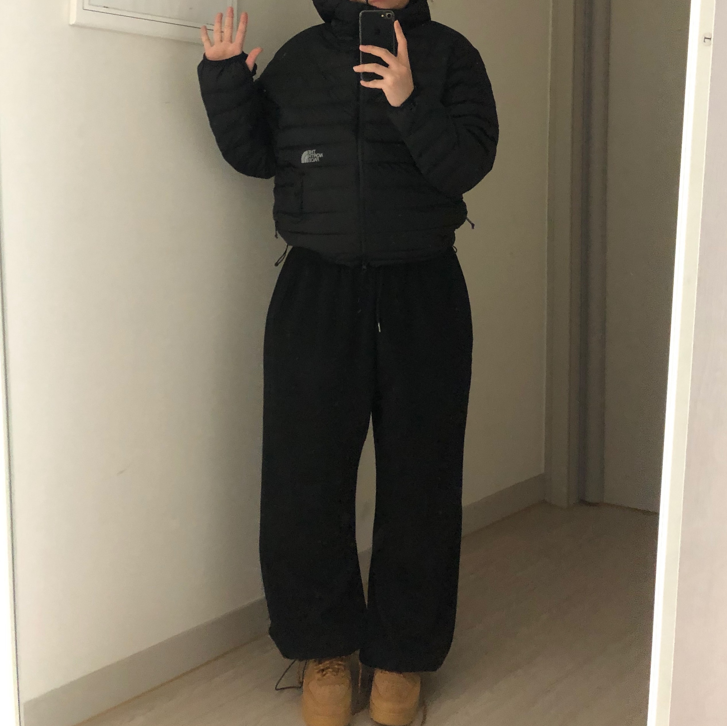 The North Face Ventus On Jacket Black 착용 스타일 - 1