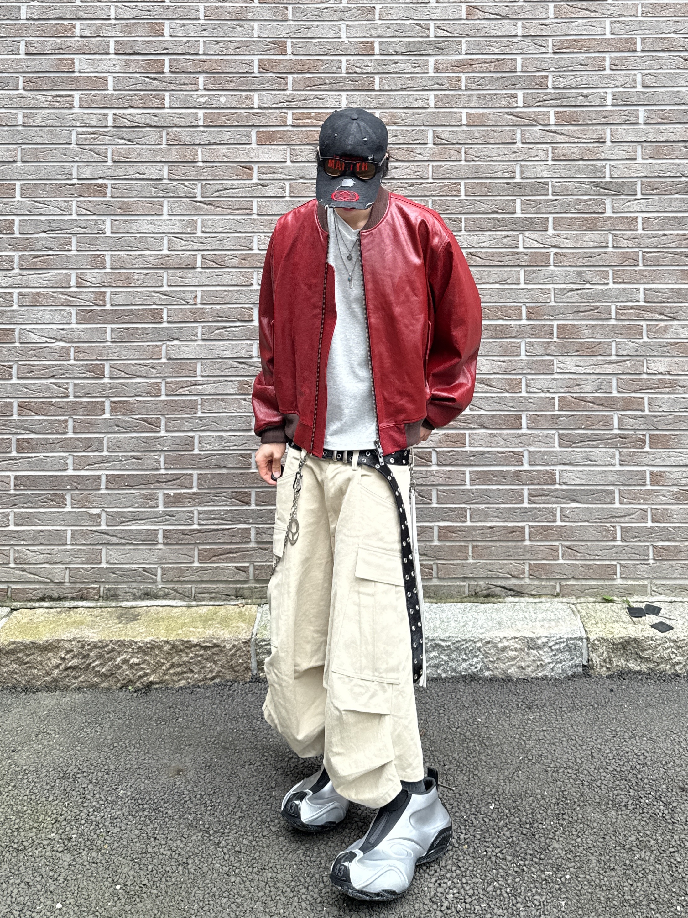 Undermycar Hommage Embraced The Fireworks Goatskin Blouson Red - 24FW, Balenciaga Basketball Sneakers Silver Black 착용 스타일 - 10
