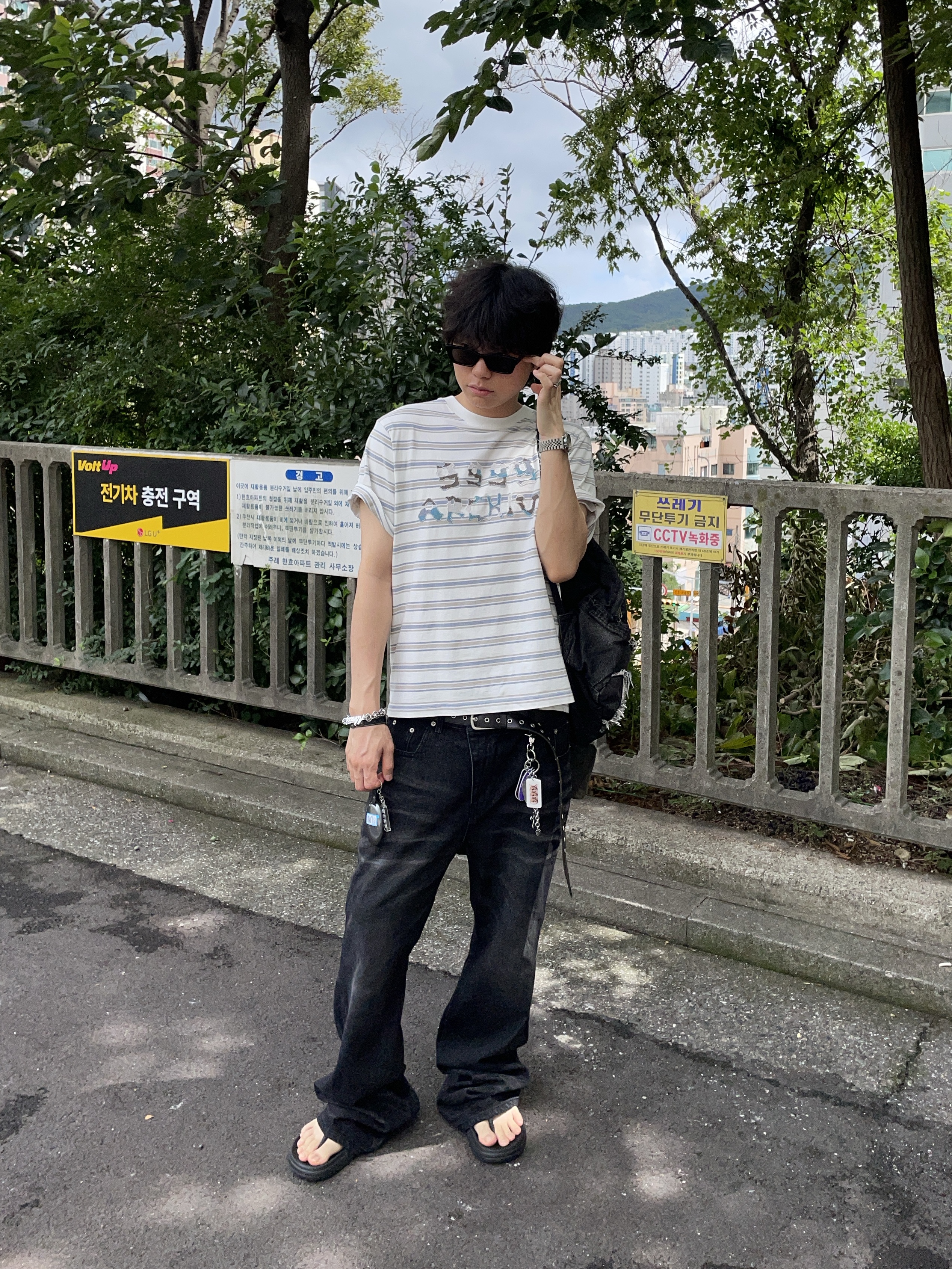 ALEXII Too Much Keyring Ver.2, Kamien Cross Dart Denim Jean Blue 착용 스타일 - 2