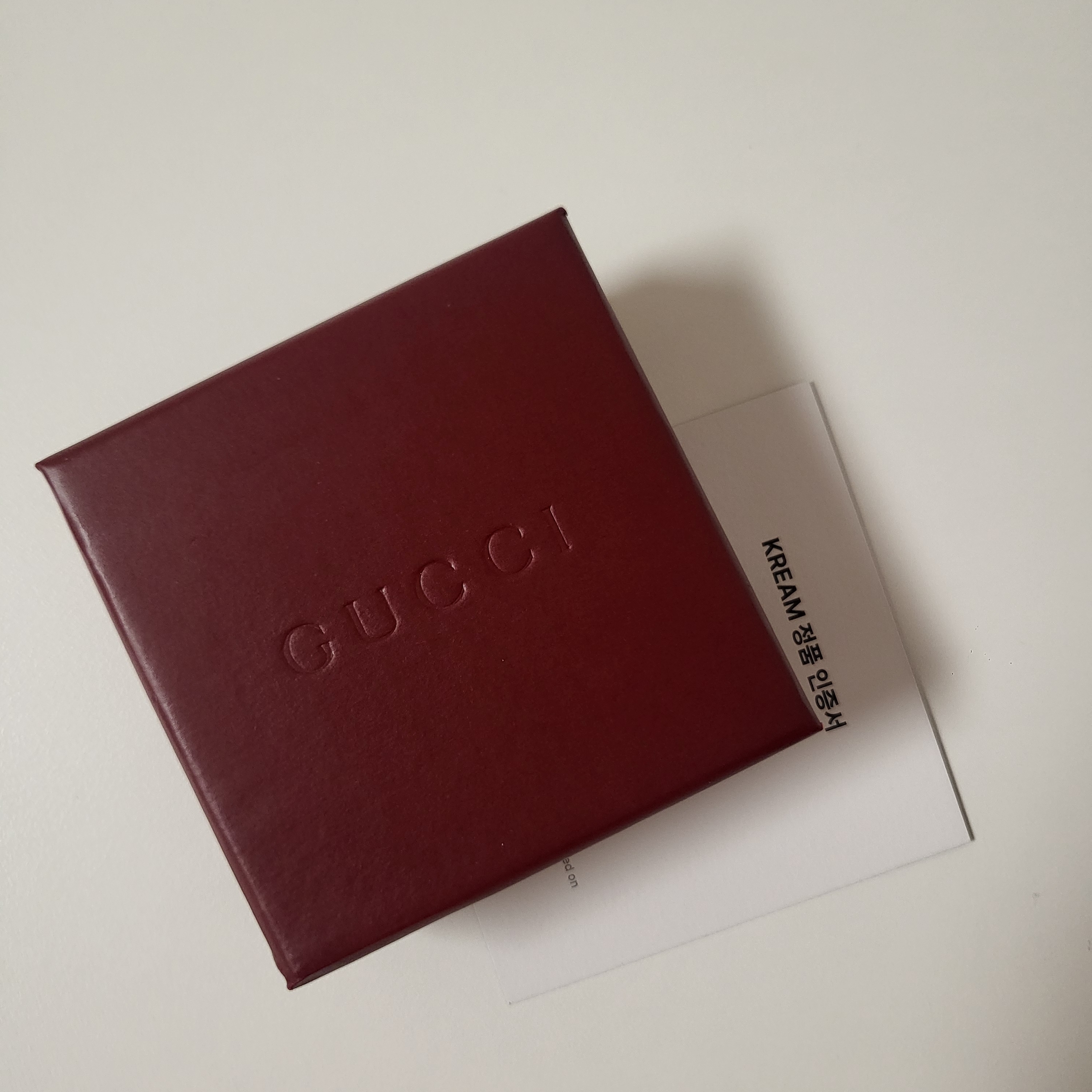Gucci Interlocking G Pendant Necklace Silver 착용 스타일 - 2