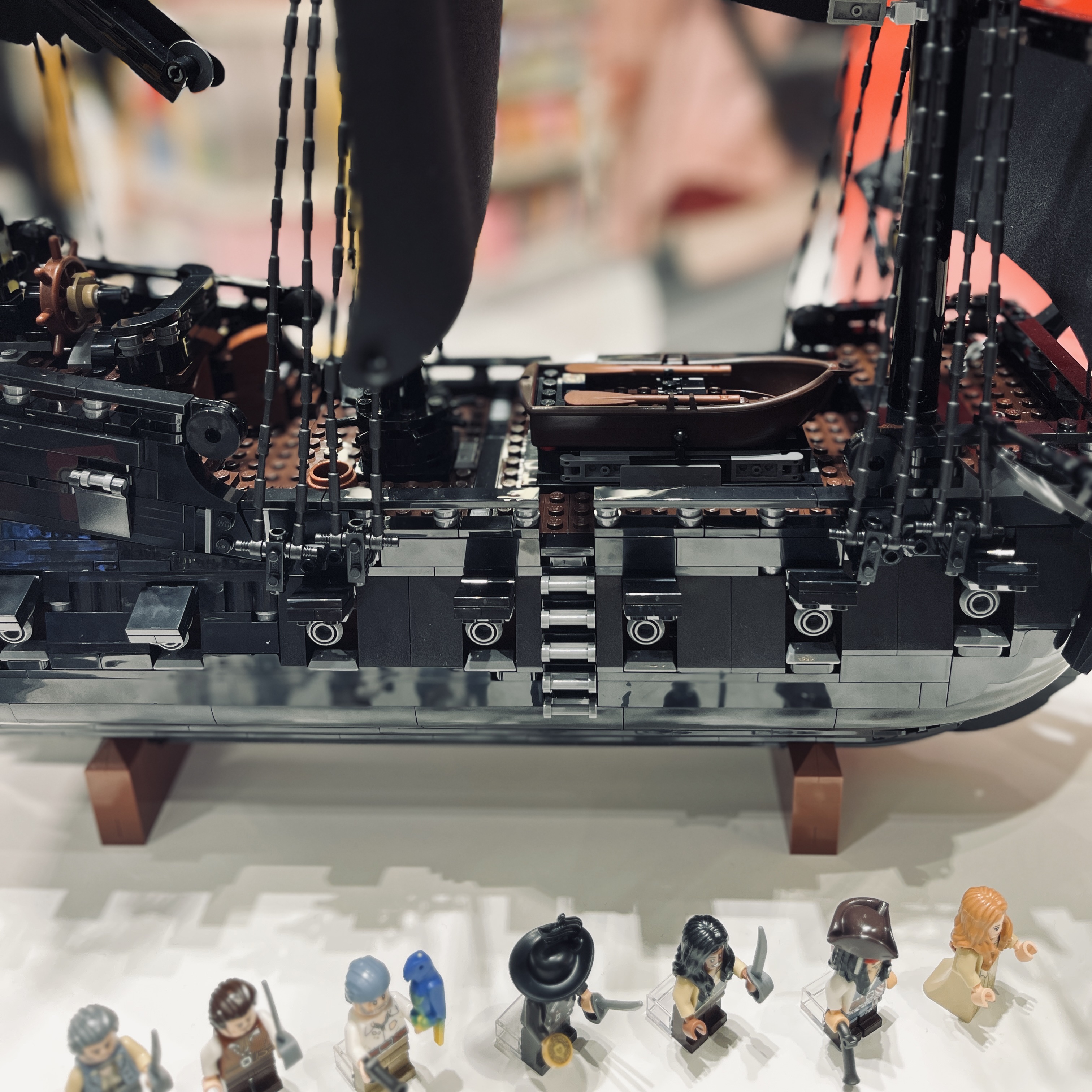 Lego Icons Captain Jack Sparrow's Pirate Ship 착용 스타일 - 2