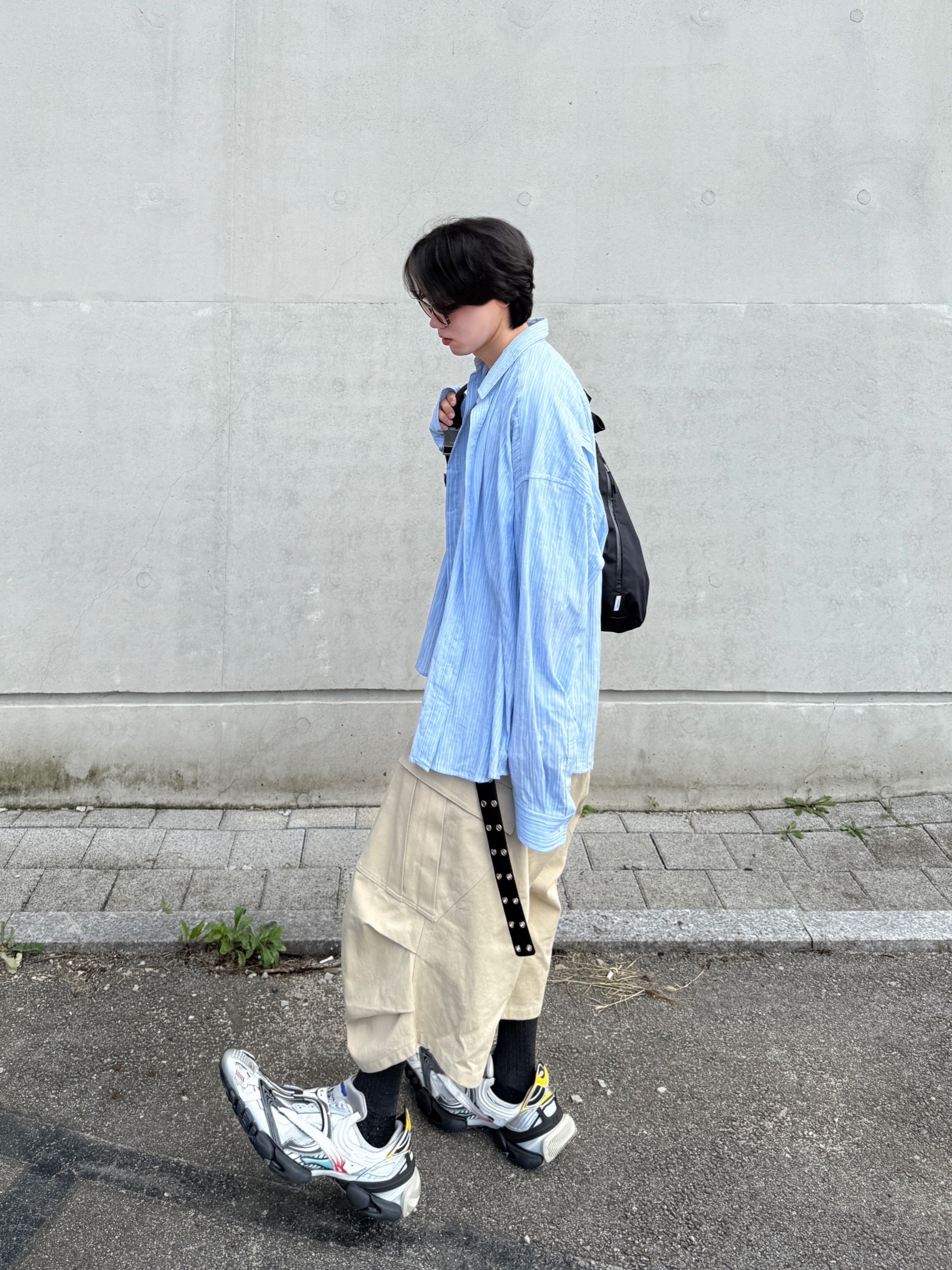 Balenciaga Reptile Sneaker Multicolor, Nonnod Flexible string tucked stripe shirt Sky blue 착용 스타일 - 5