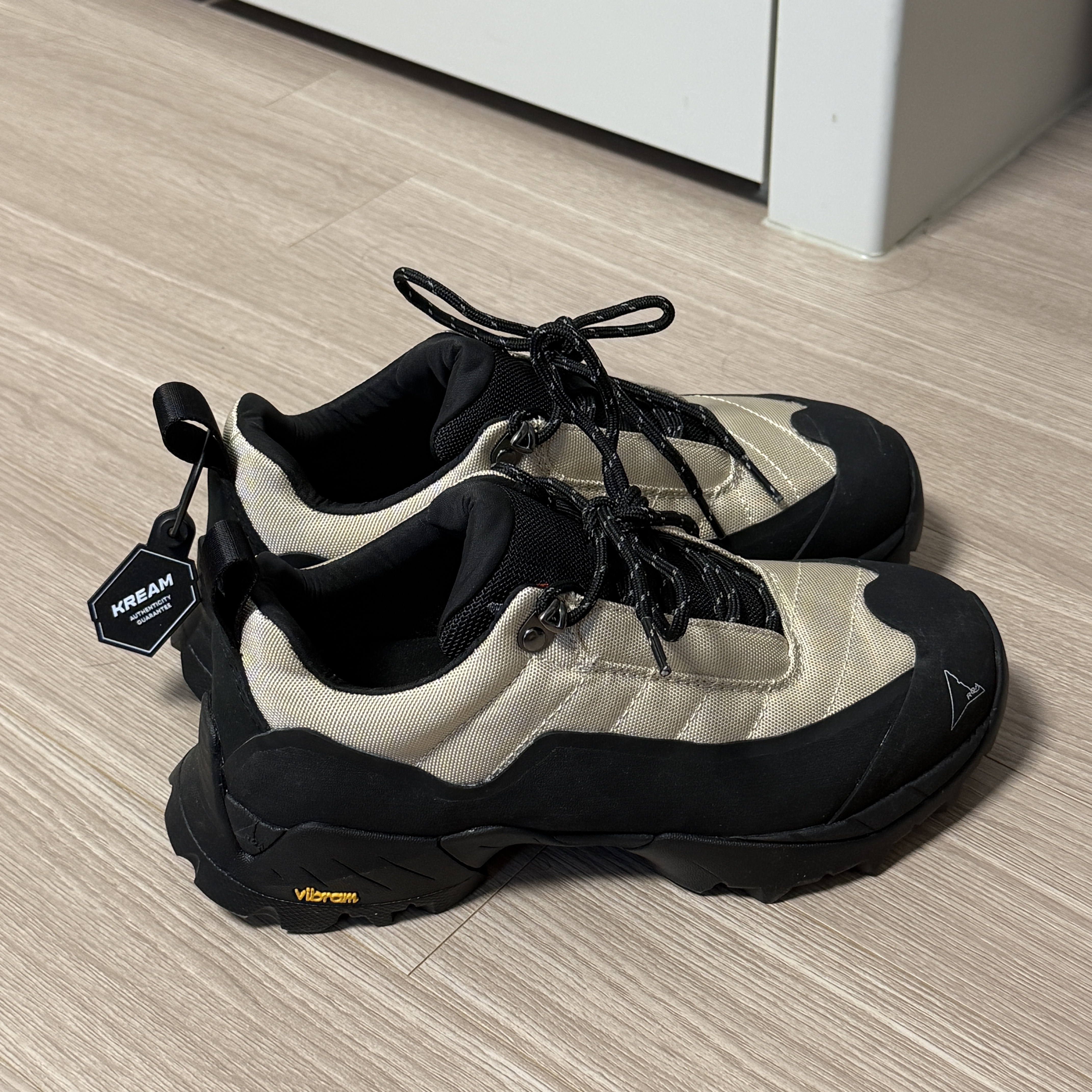 Roa Hiking Katharina Ecostep Vibram Sole Sand 착용 스타일