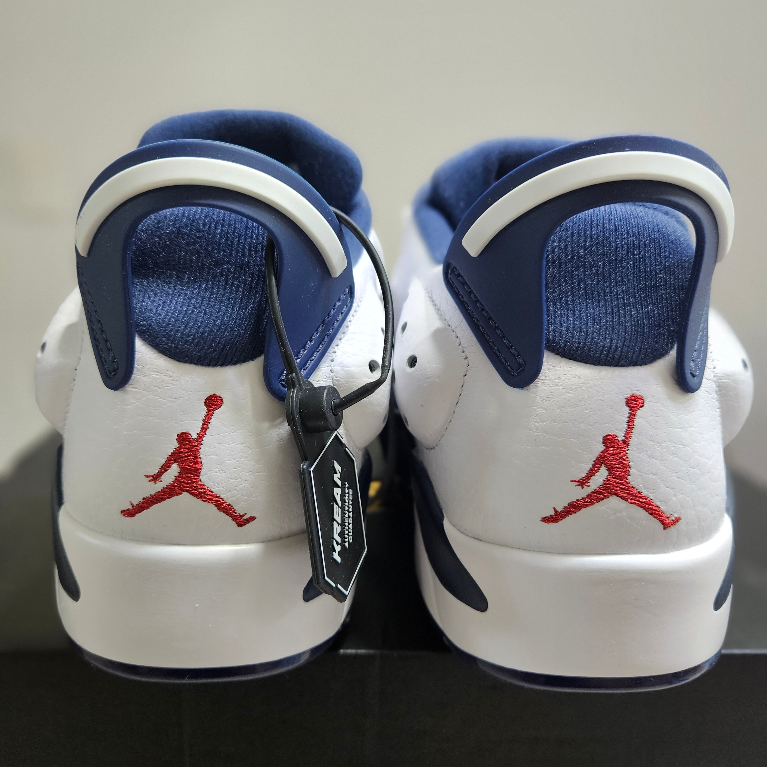 Jordan 6 Retro Low Golf Varsity Red Mignight Navy 착용 스타일 - 1