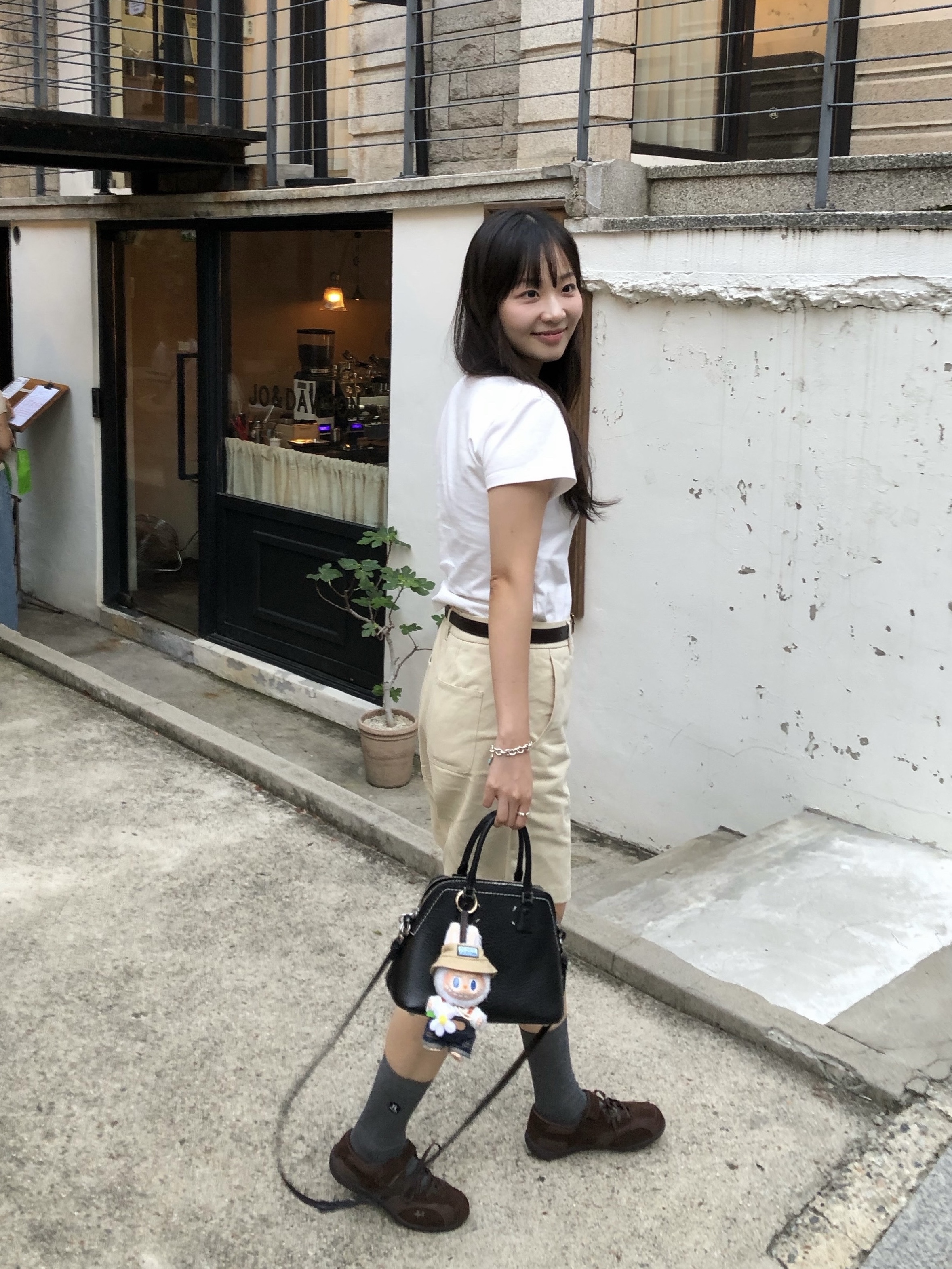 Pop Mart Fall In Wild Labubu Series Toy Keyring, Maison Margiela 5AC Mini Shoulder Bag Black 착용 스타일