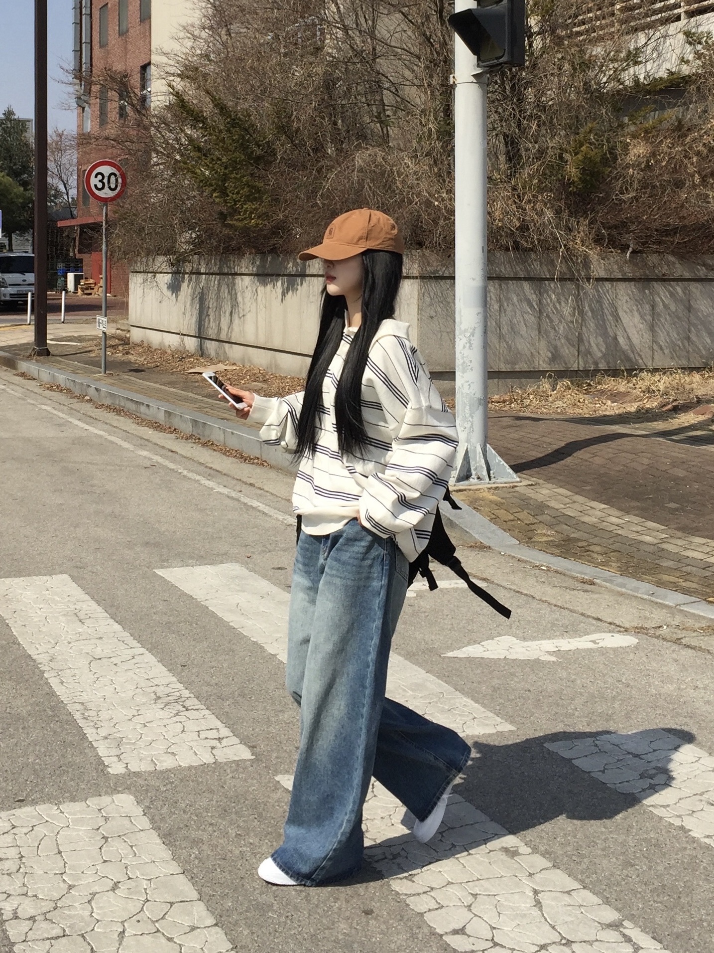 Carhartt Canvas Cap Carhartt Brown 착용 스타일 - 3