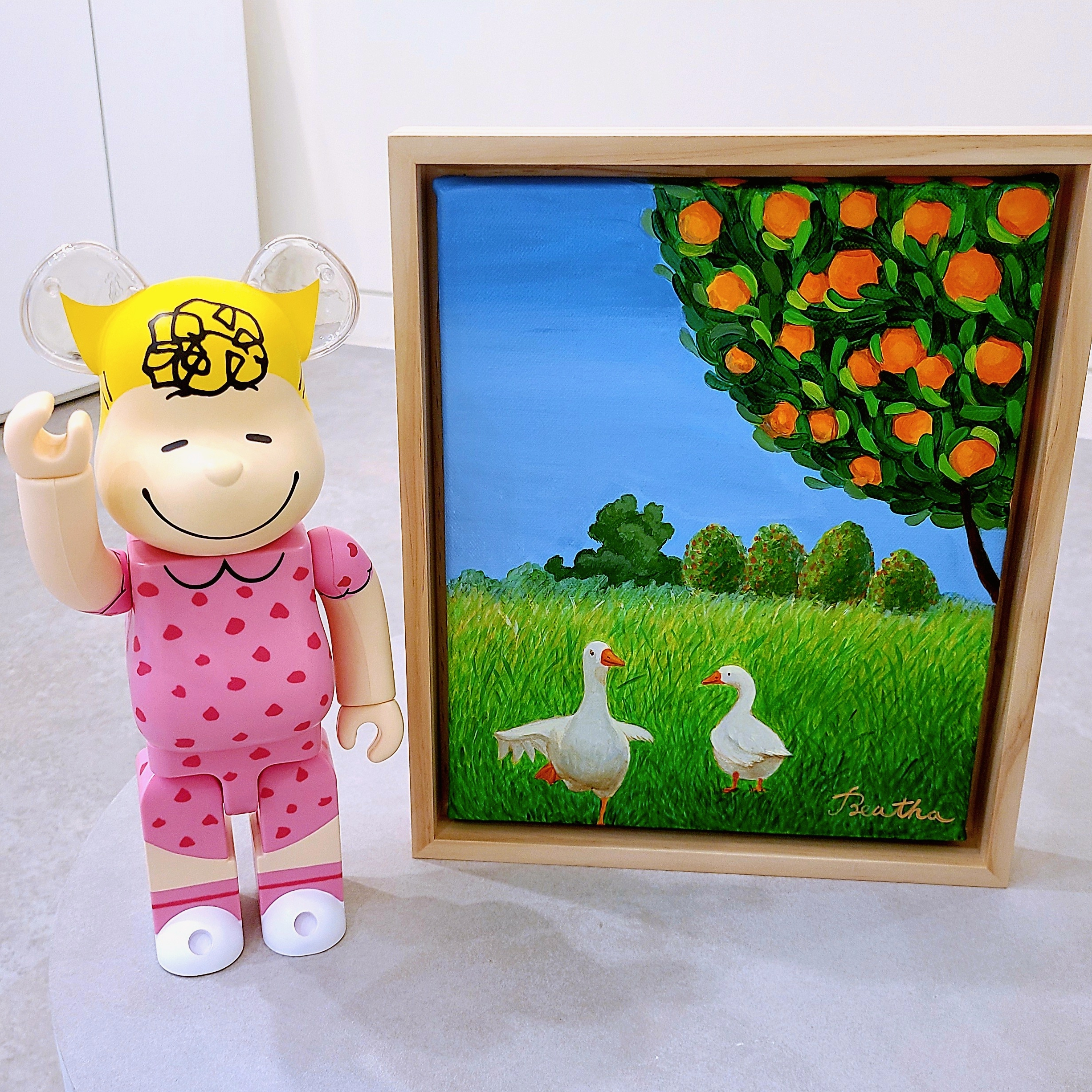 Bearbrick Peanuts Sally Brown 100%, Bearbrick Peanuts Sally Brown 400% 착용 스타일 - 2