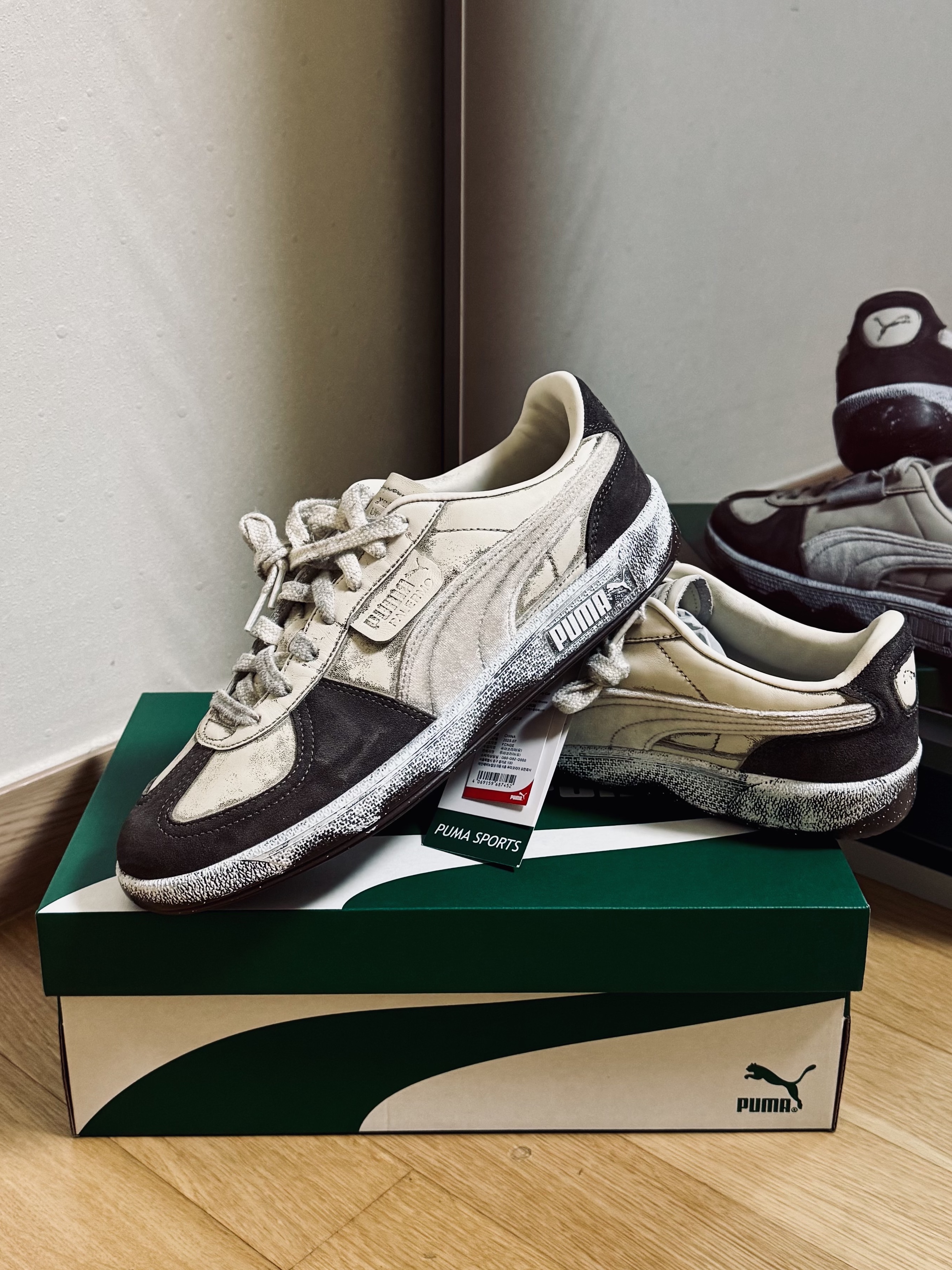 Puma x Undermycar Palermo Alpine Snow Flat Bronze 착용 스타일