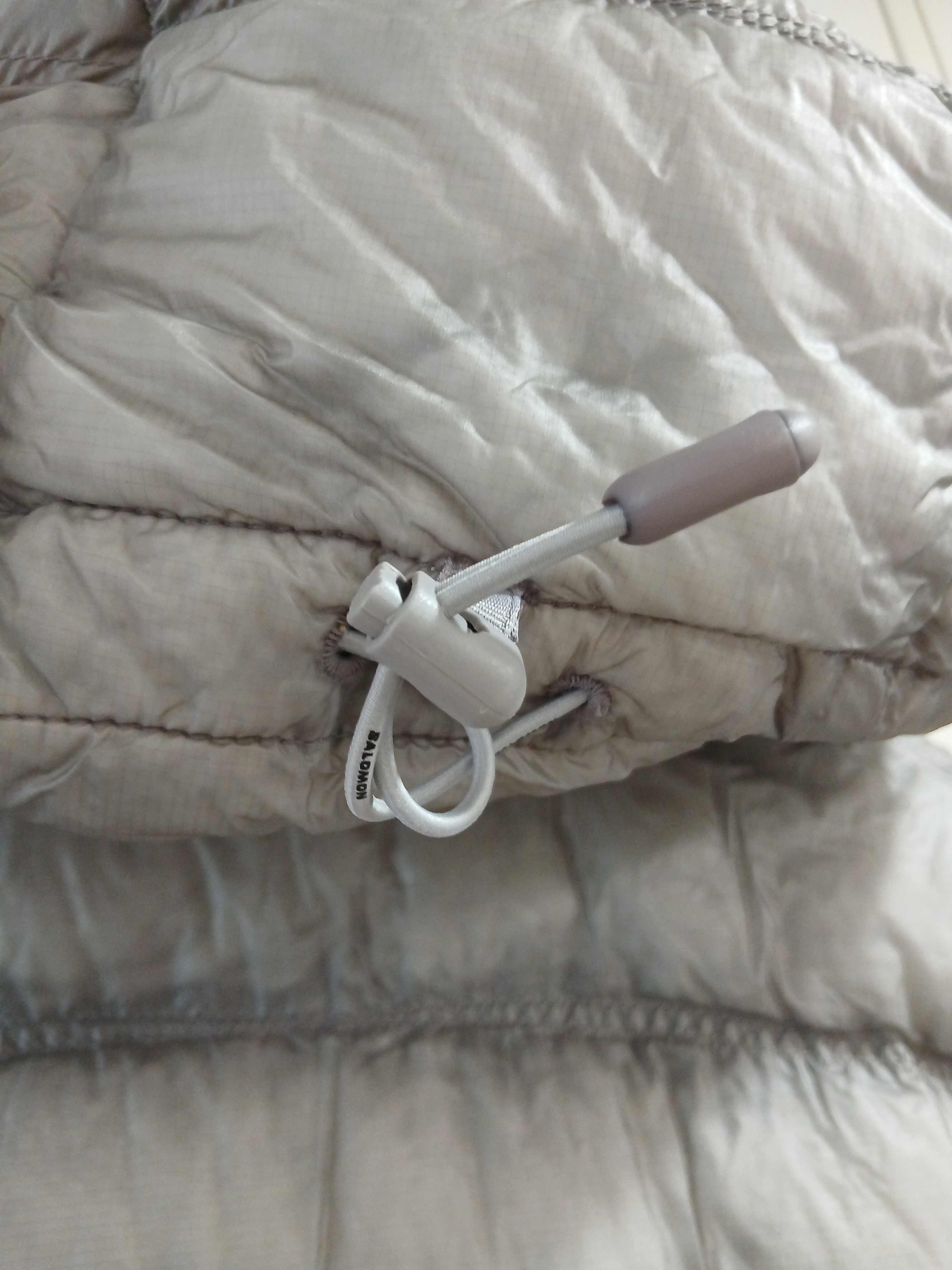 Salomon UNI Cross Insulation Jacket Light Grey 착용 스타일 - 8
