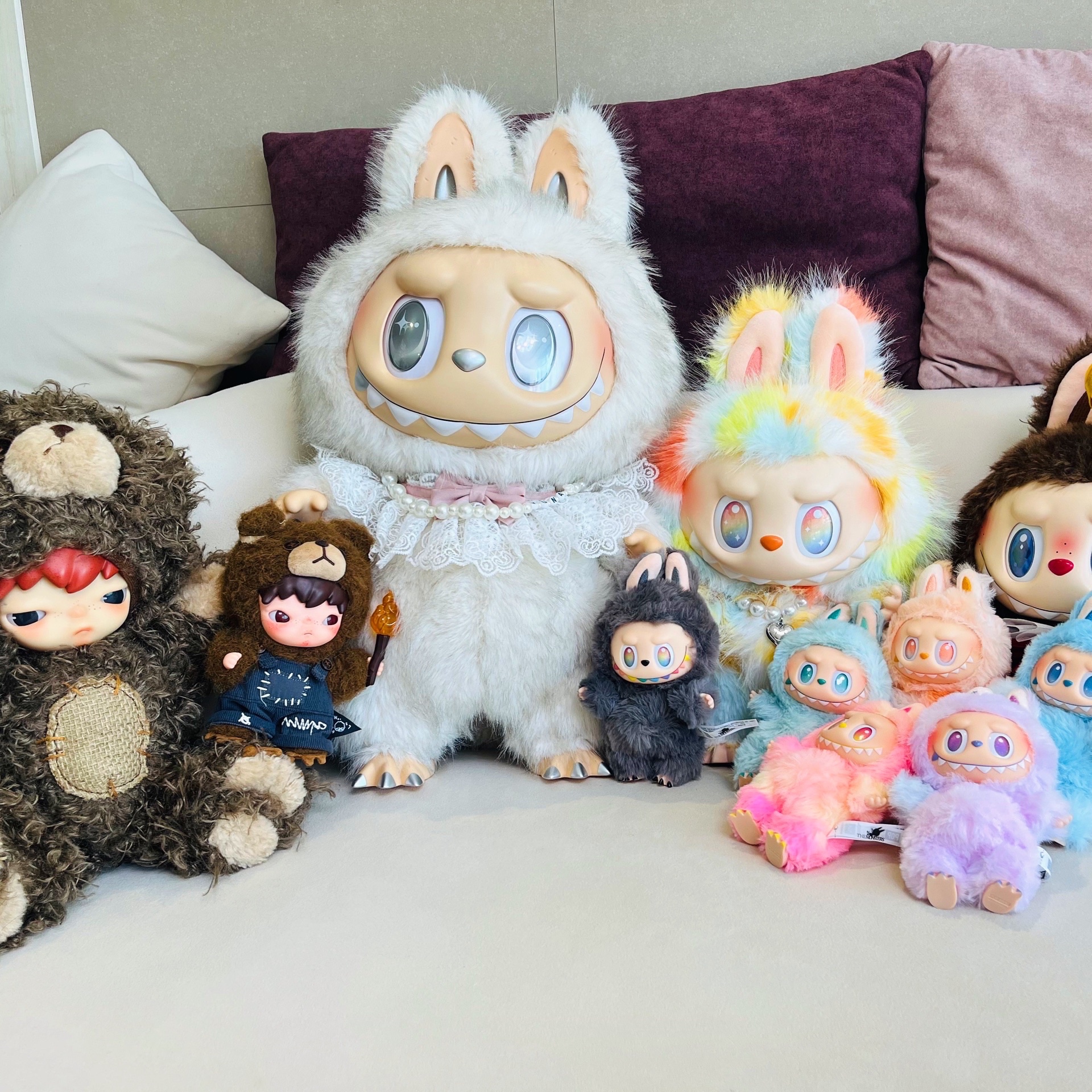 Pop Mart The Monsters Zimomo Angel In Clouds Vinyl Face Doll 착용 스타일 - 2