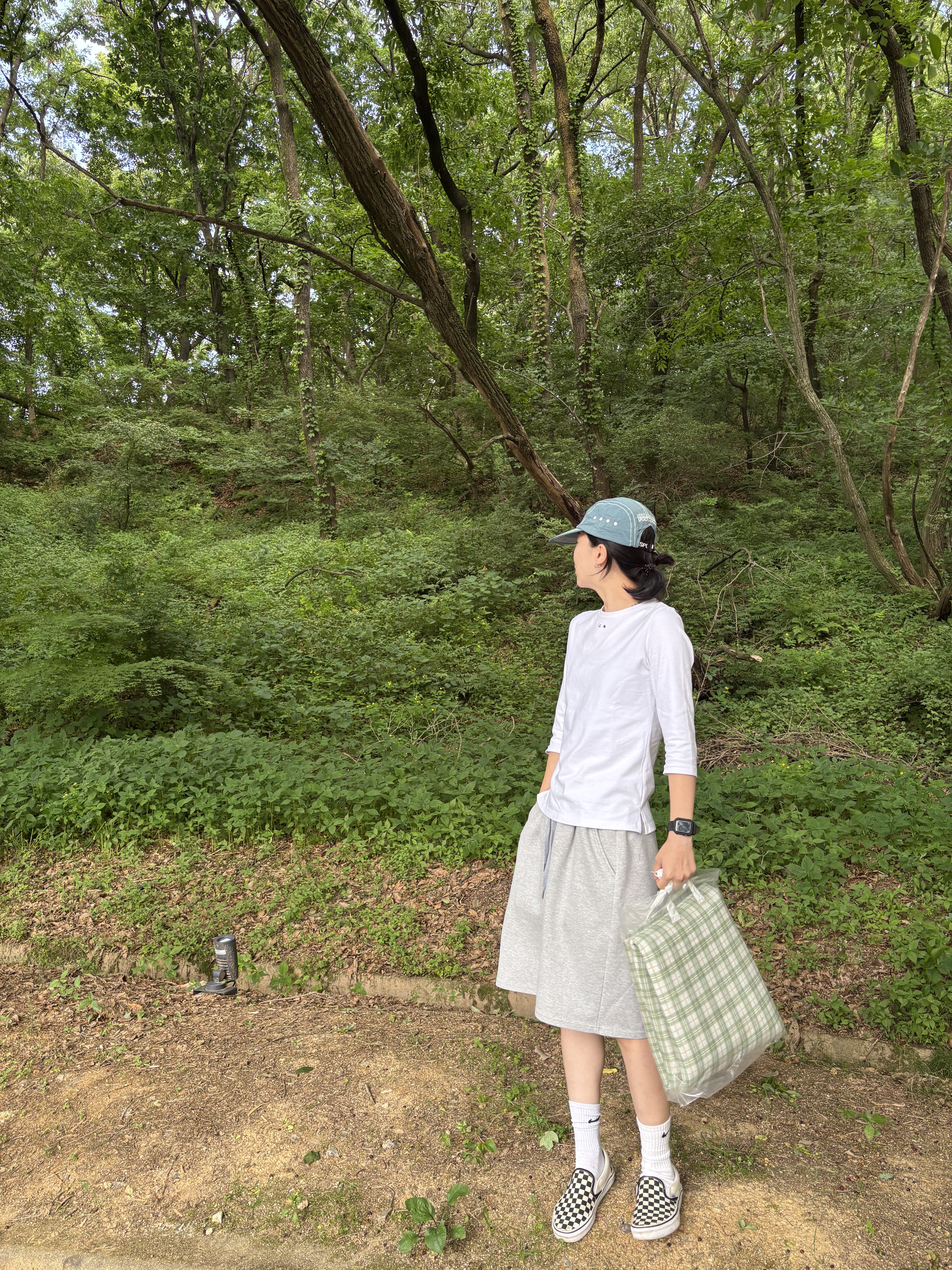 Vans Slip-On Checkerboard 착용 스타일