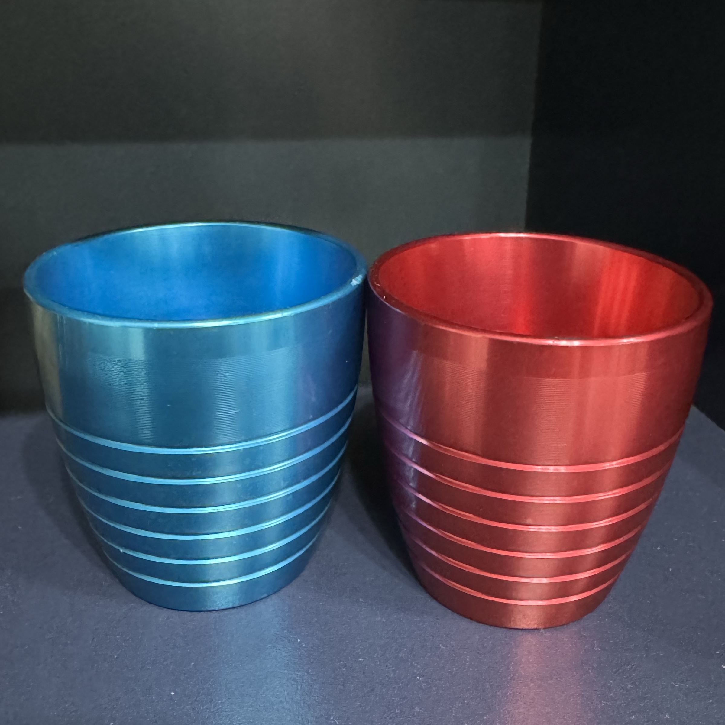 Helinox Soju Cup Cyan Blue, Helinox Soju Cup Burgundy 착용 스타일