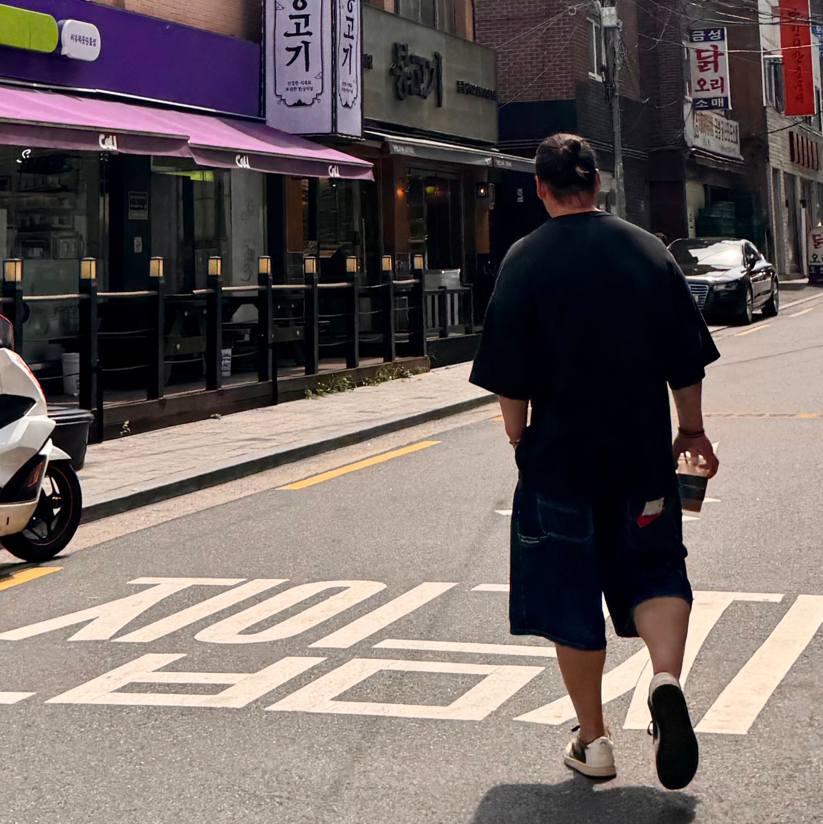 Jordan 1 x Travis Scott Retro Low OG SP Reverse Olive, Supreme x Nike Denim Short Indigo - 24SS 착용 스타일 - 2