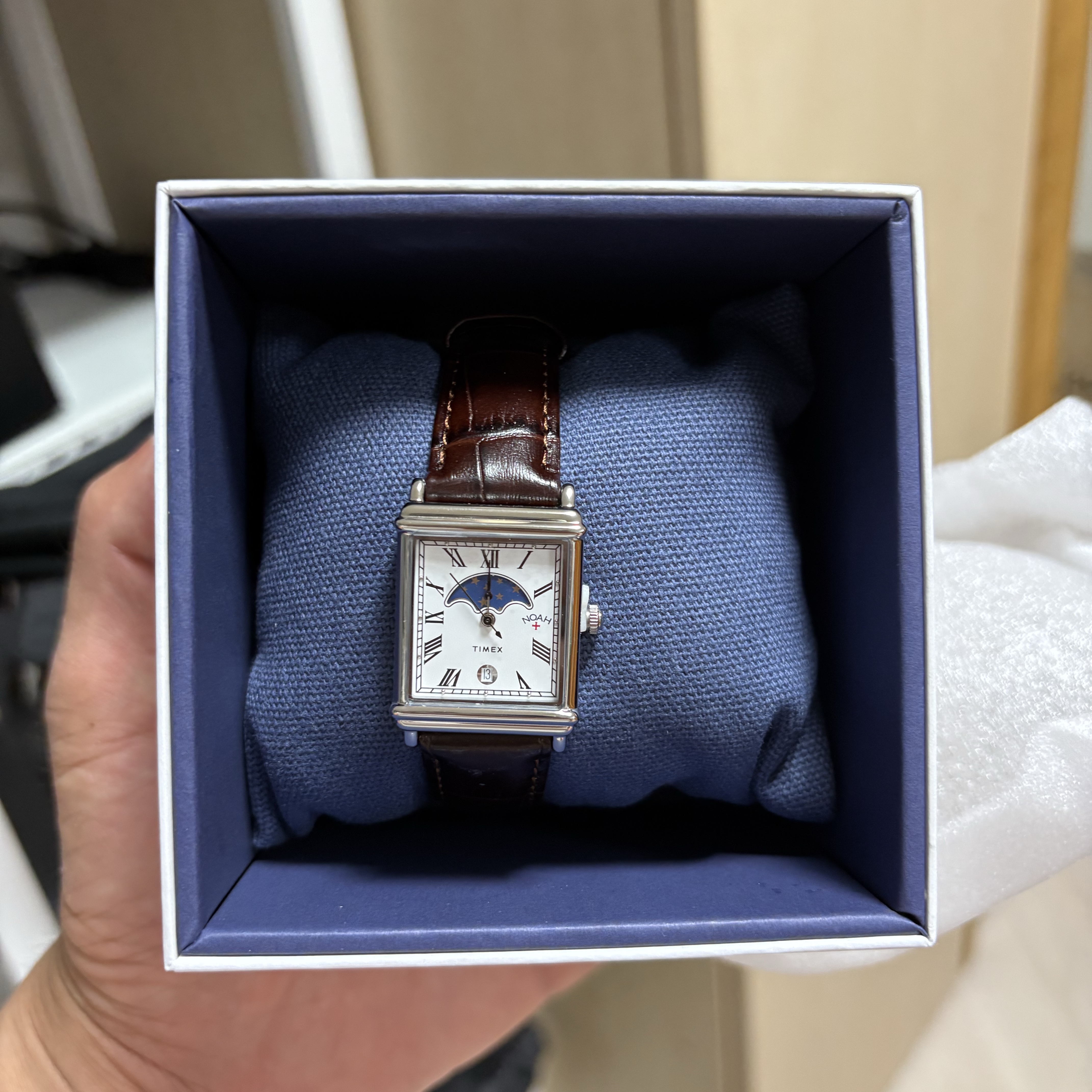 Timex x Noah Moon 37mm Phase Watch Brown Steel 착용 스타일