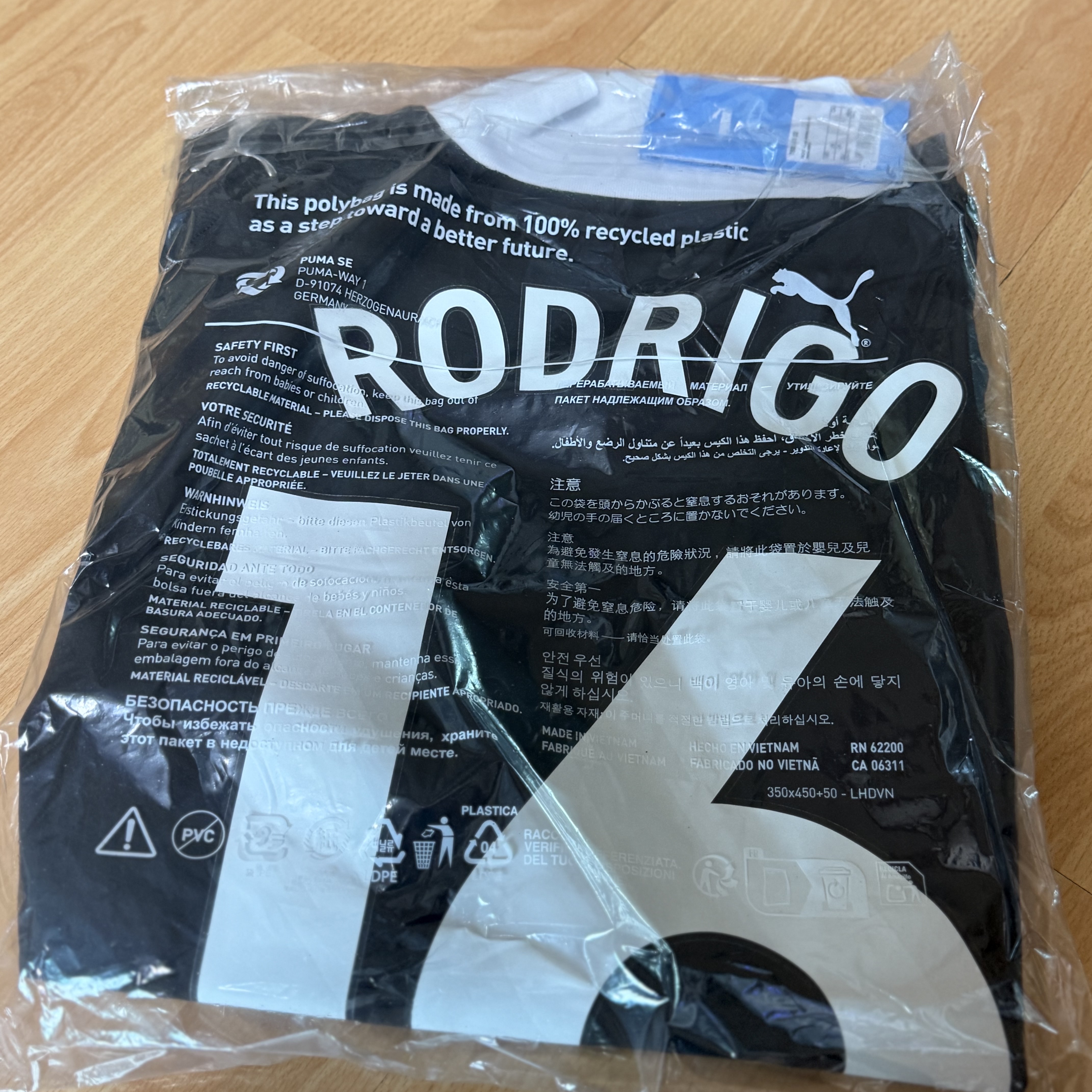 Puma Manchester City 2025/26 Away Authentic Jersey Black (Non Marking Ver.) 착용 스타일 - 4