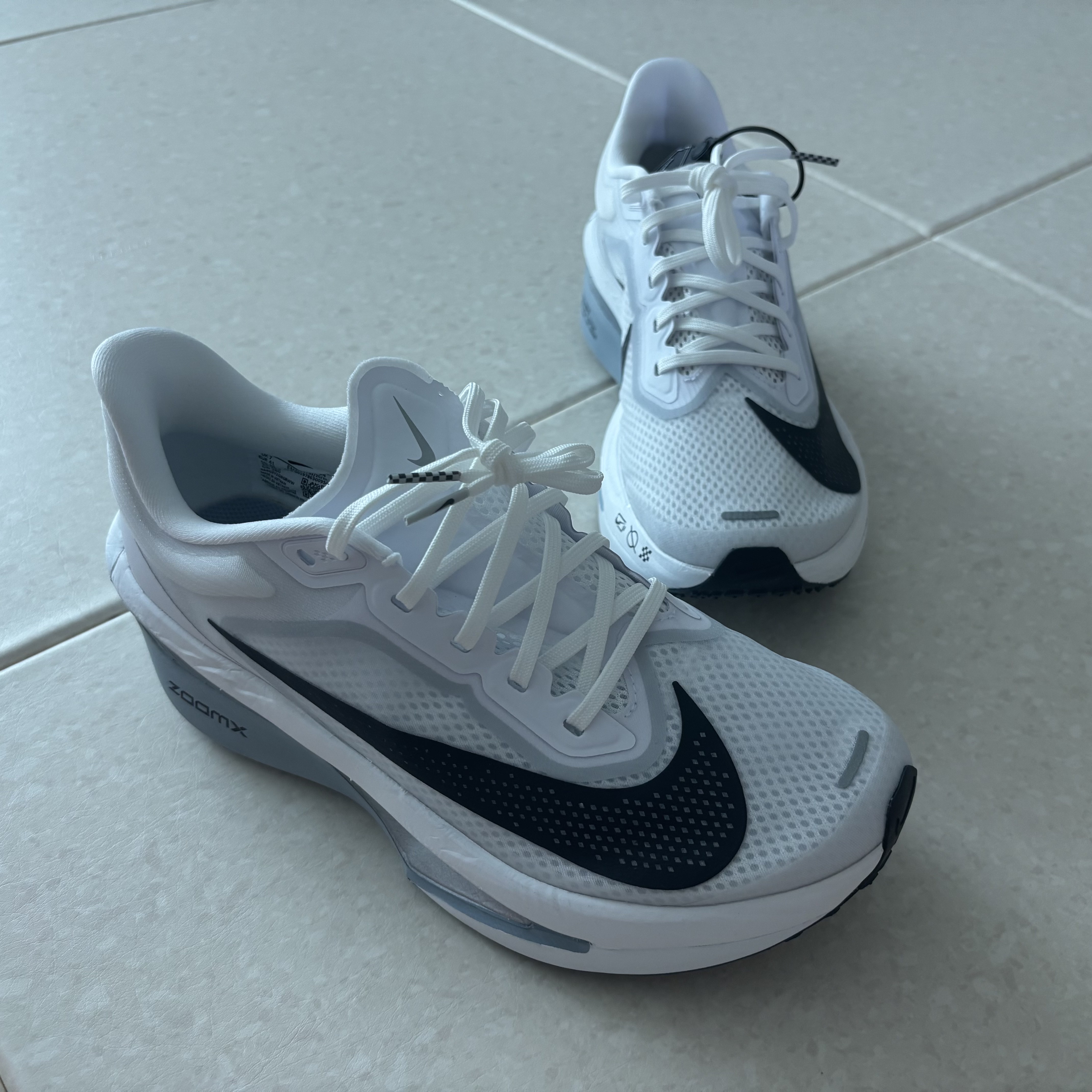 Nike Zoom Fly 6 White Pure Platinum 착용 스타일