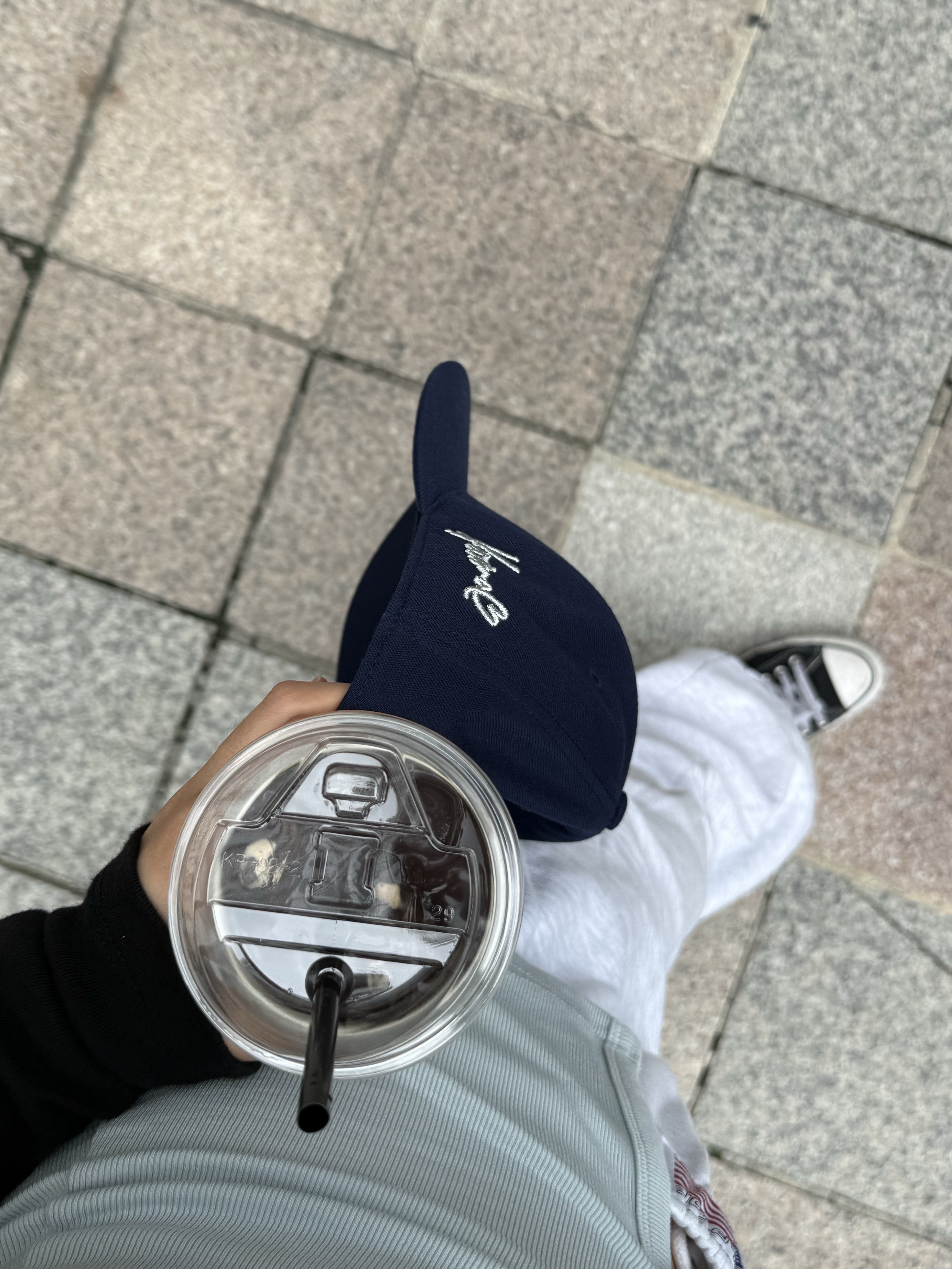 MLB Karina Exclusive Structured Ball Cap New York Yankees Navy 착용 스타일 - 3