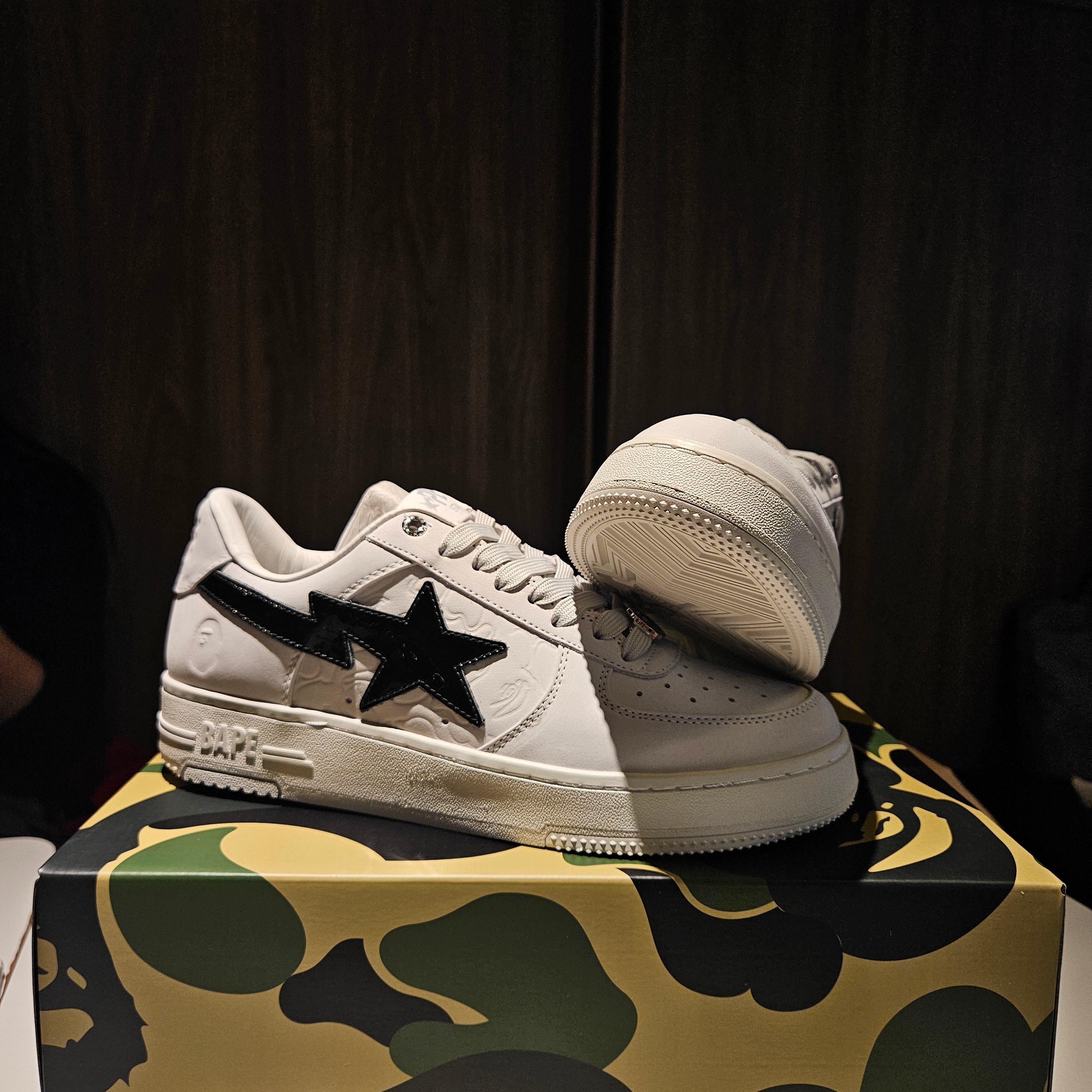 BAPE Sta #4 M2 White 착용 스타일 - 1