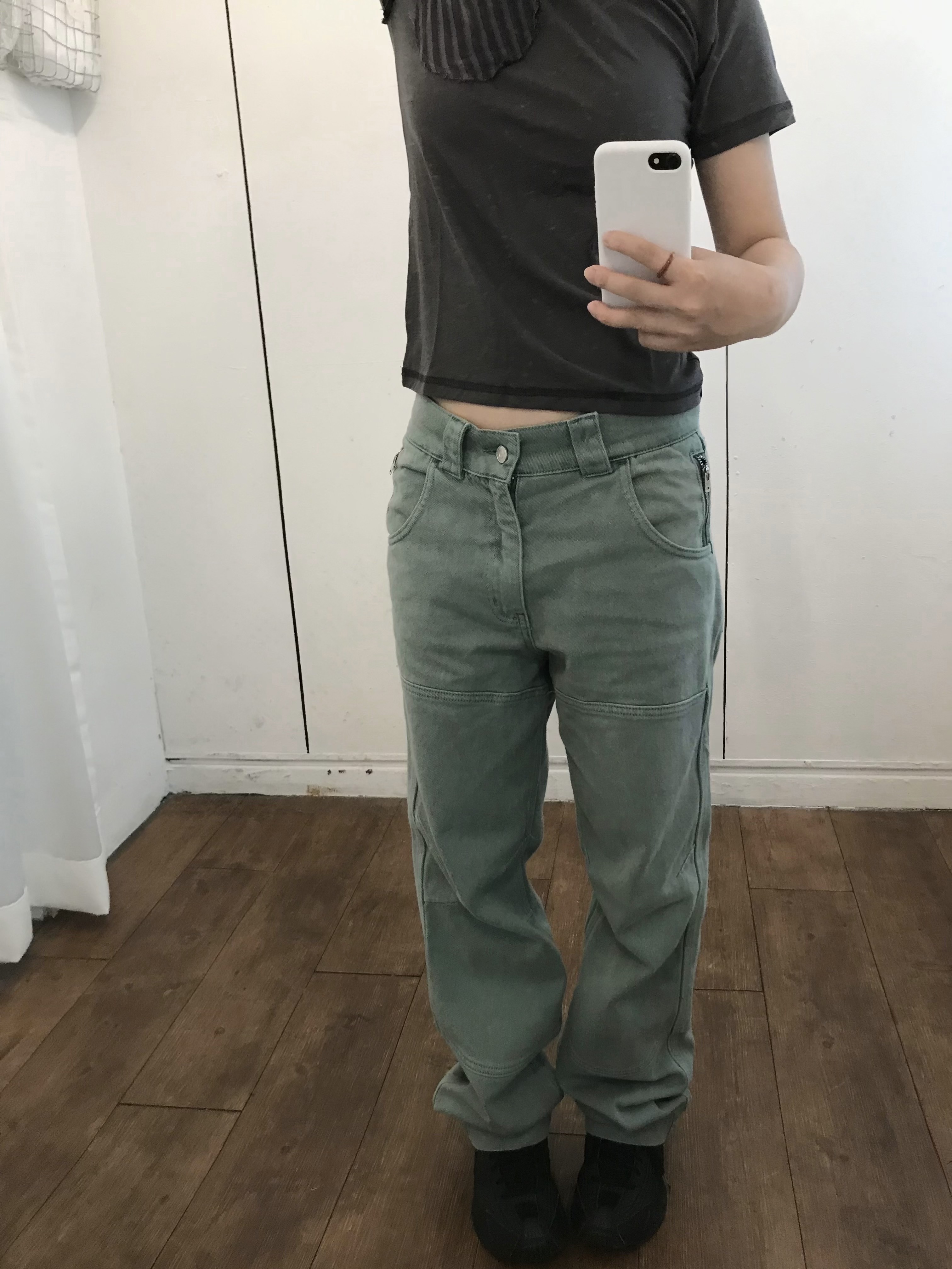 Plasticproduct MPa Calf Pocket Pants Emerald 착용 스타일 - 2