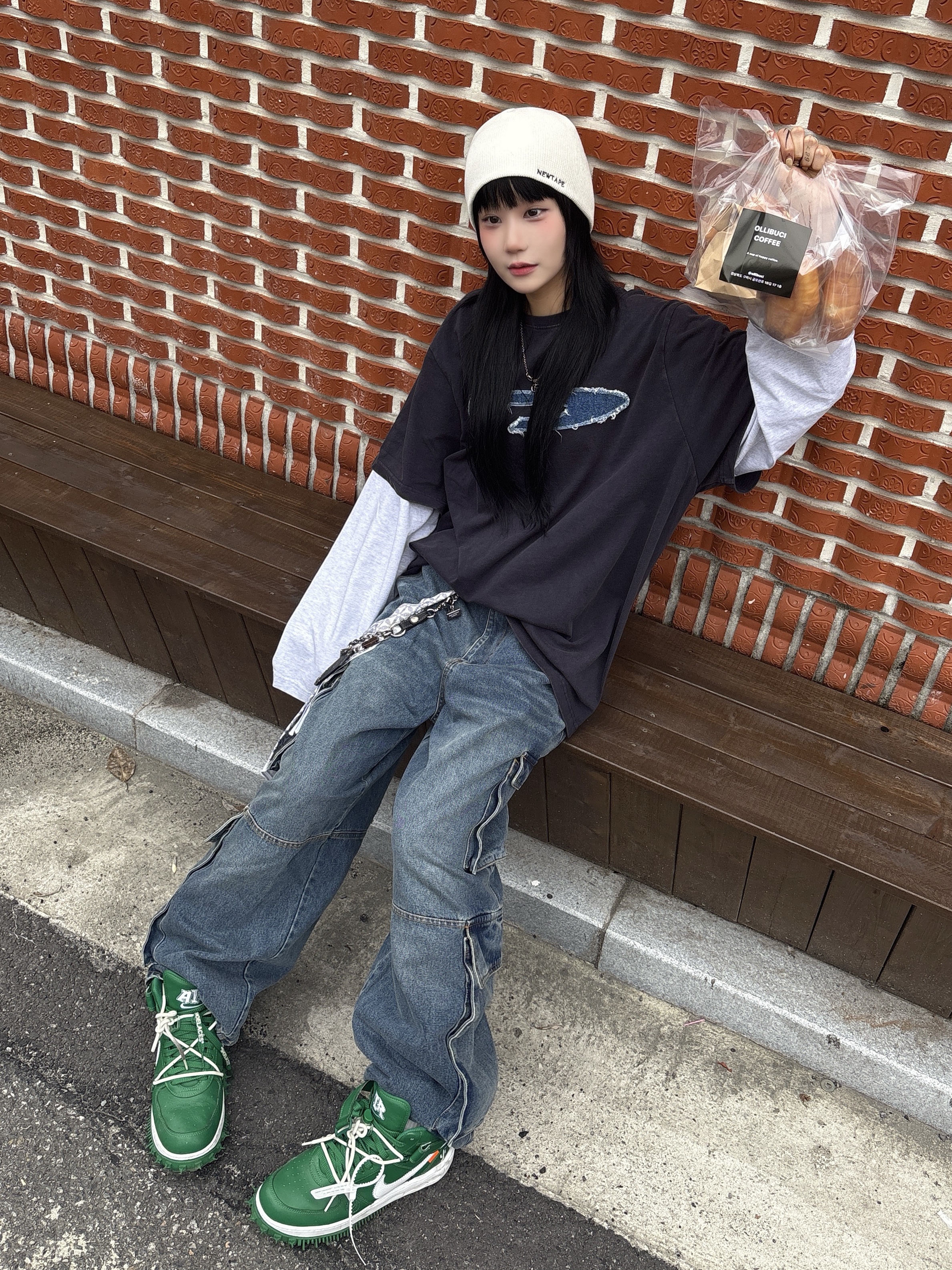 Nike x Off-White Air Force 1 Mid SP Leather Pine Green 착용 스타일 - 3