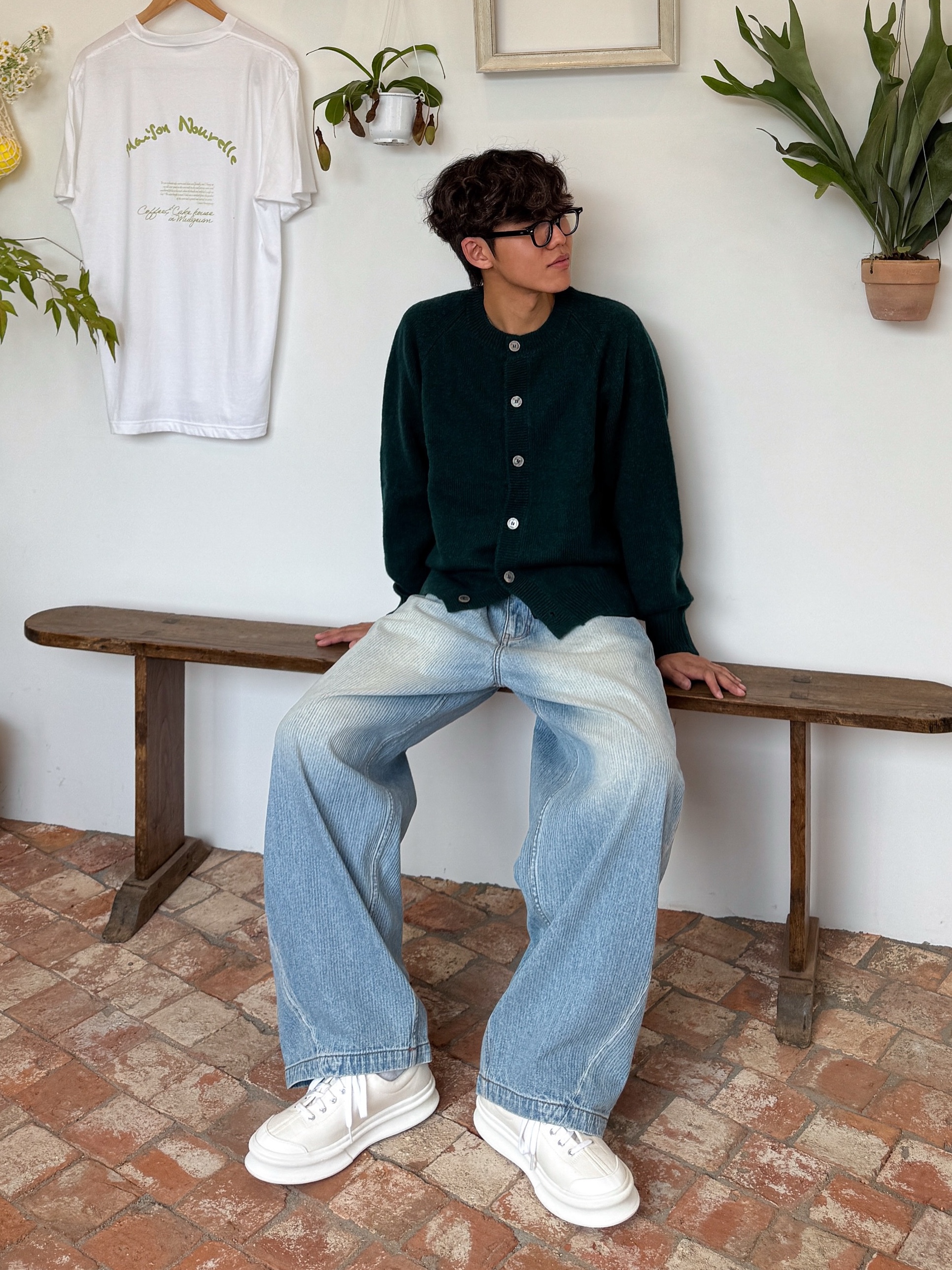 Knitted Shaggy Dog Wool 100% Round Cardigan Dark Green 착용 스타일