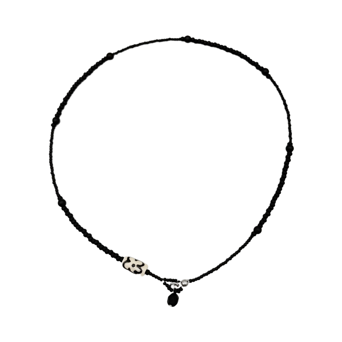 산리 플라워 비즈 네클리스 화이트(SANLI Flower Beads Necklace White)