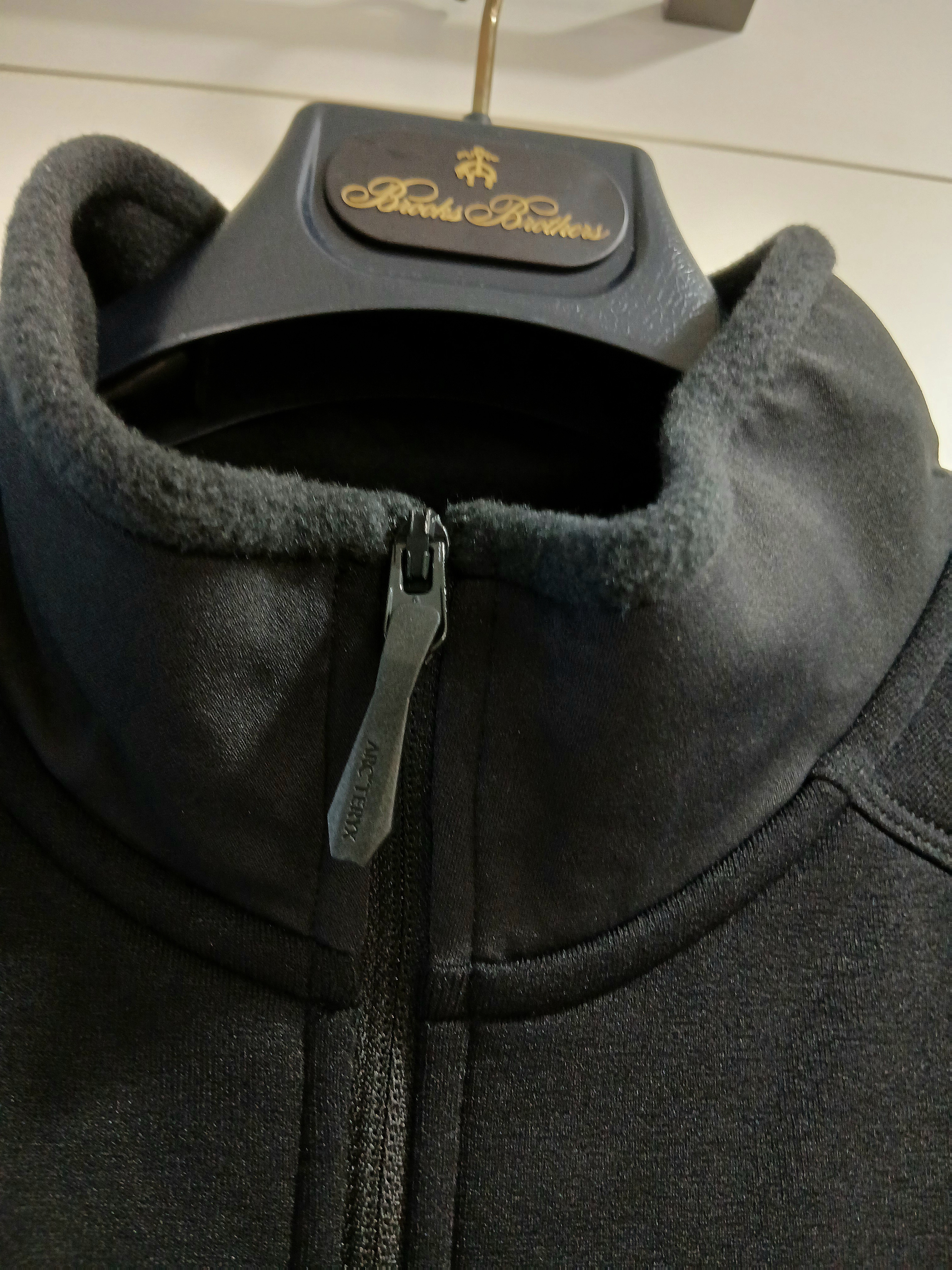 Arc'teryx Kyanite Jacket Black, Arc'teryx Kyanite Lightweight Jacket Black 착용 스타일 - 6