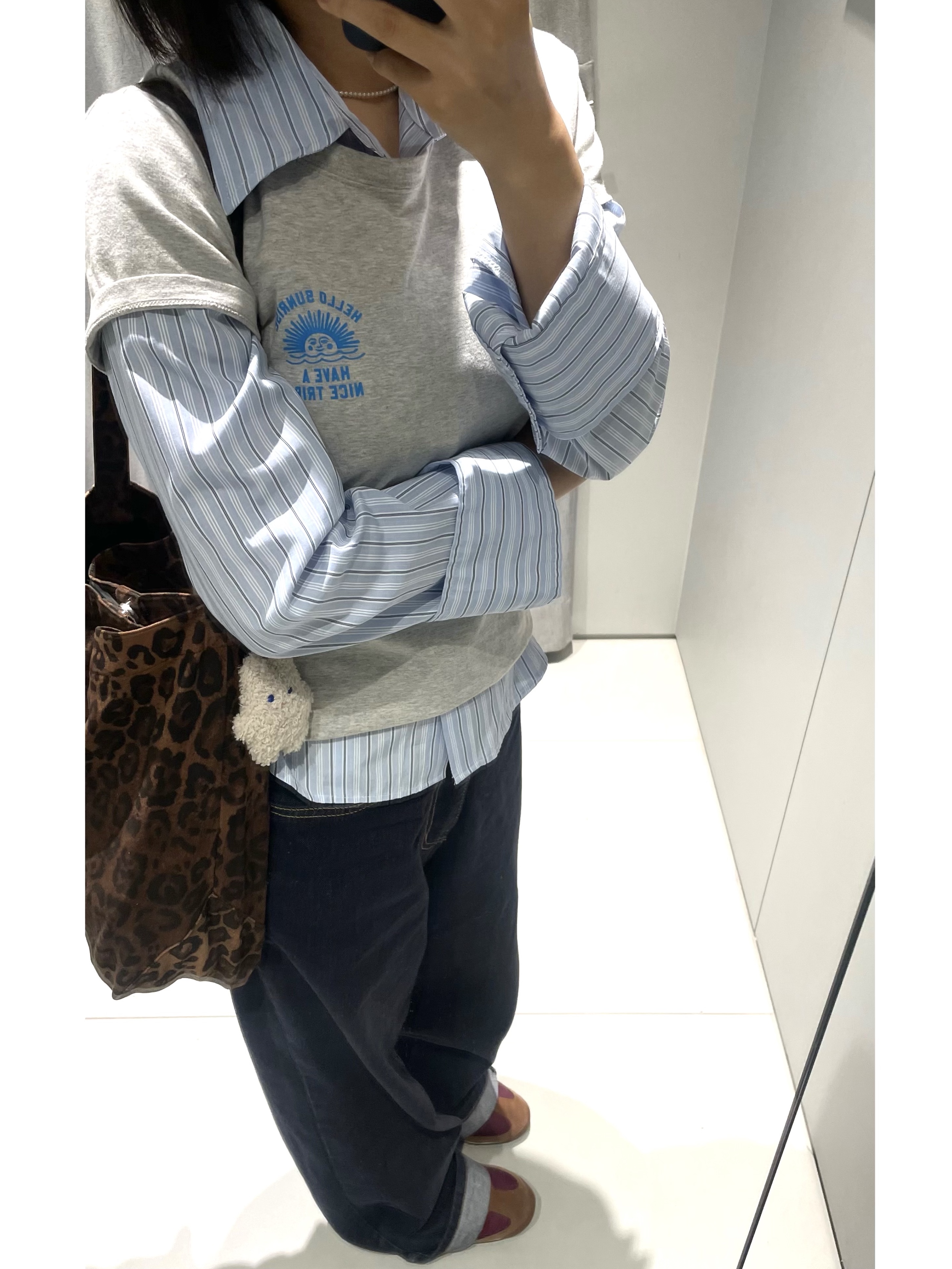 Hello Sunrise Women Shorts Sleeve Tee Melange Gray, (W) Adidas SL 72 OG Maroon Almost Yellow 착용 스타일 - 2