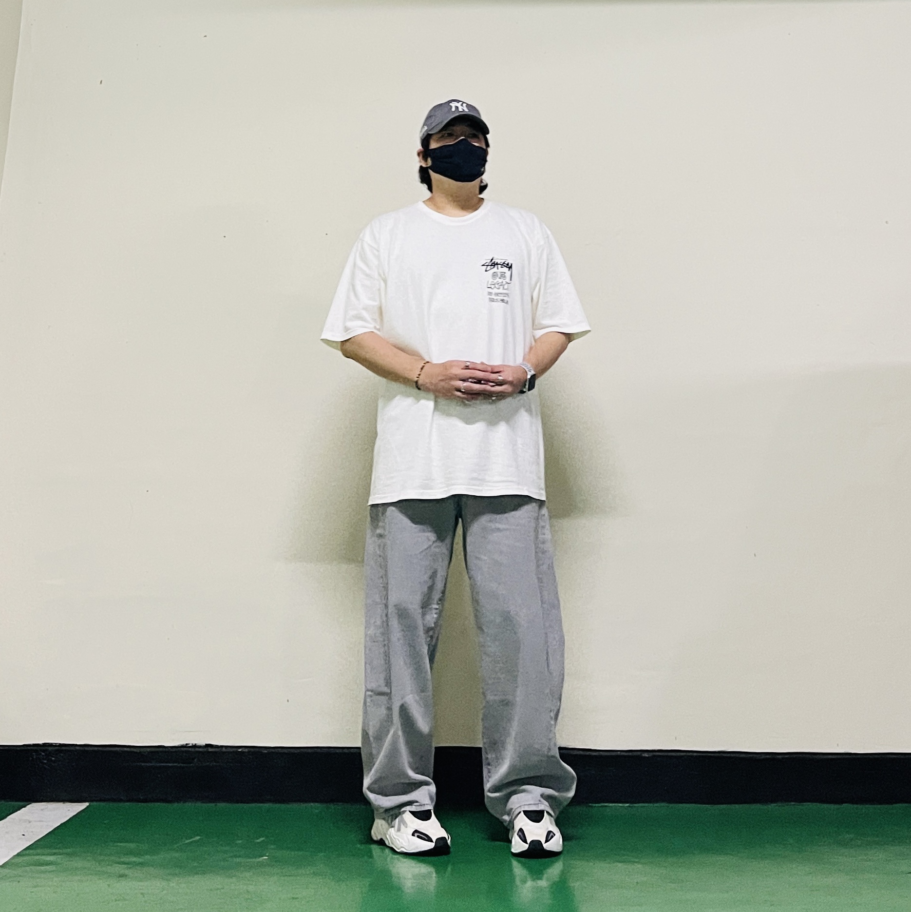 Stussy x Our Legacy Surfman Pigment Dyed T-Shirt Natural, Supreme Backpack Snow Camo - 25SS 착용 스타일 - 4