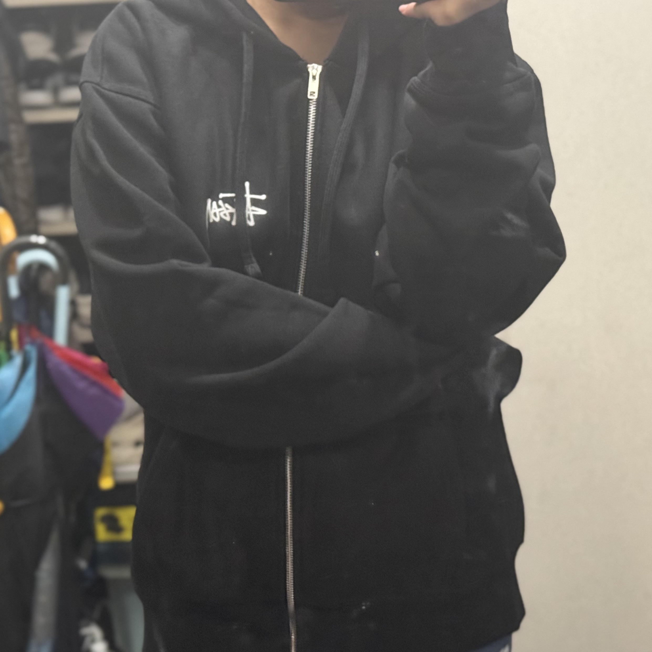 Stussy Basic Zip Hoodie Black 착용 스타일 - 1