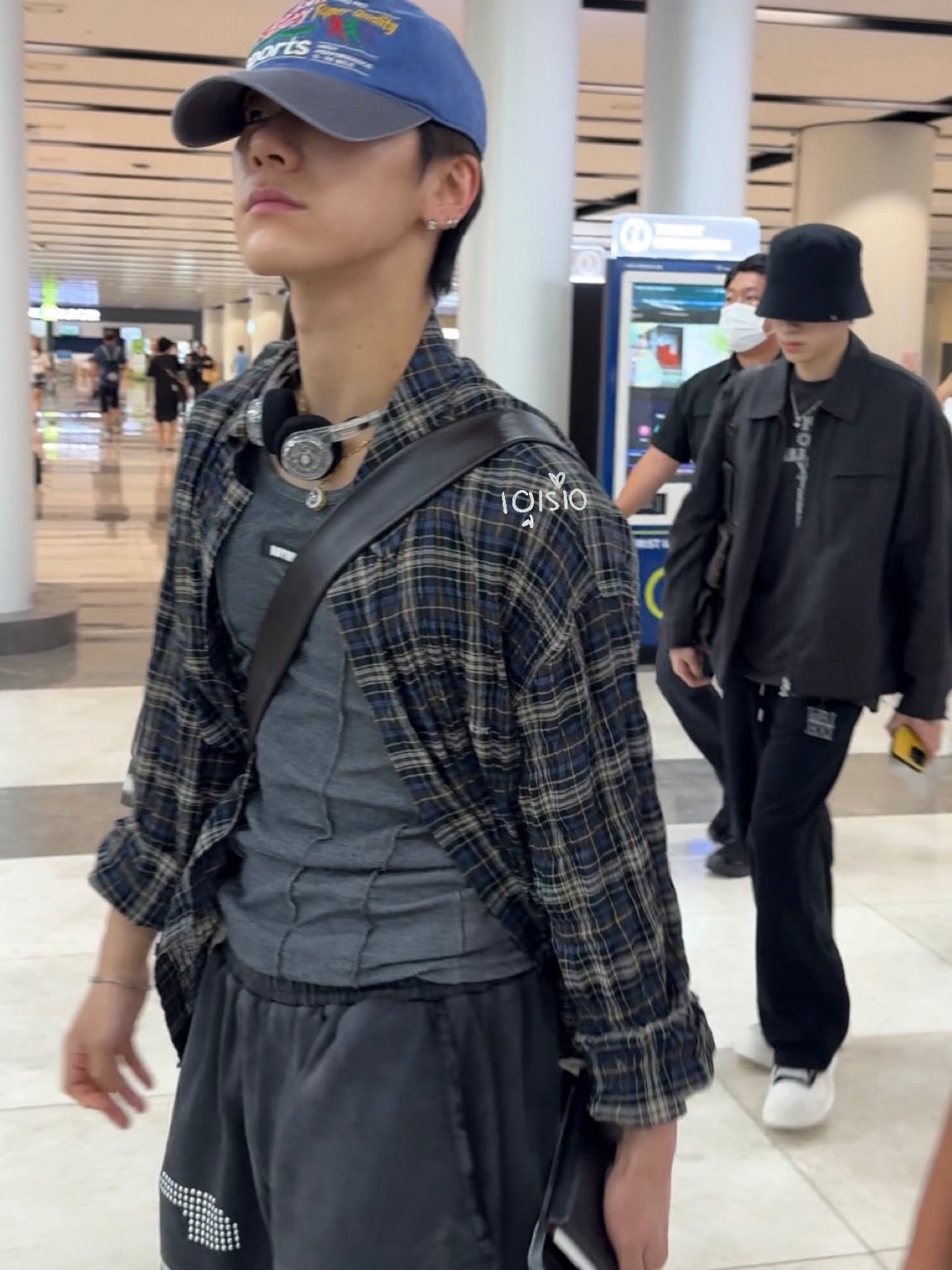Undermycar Mu.115 Original Logo Basic Long Sleeve Check Shirts Black Navy 착용 스타일