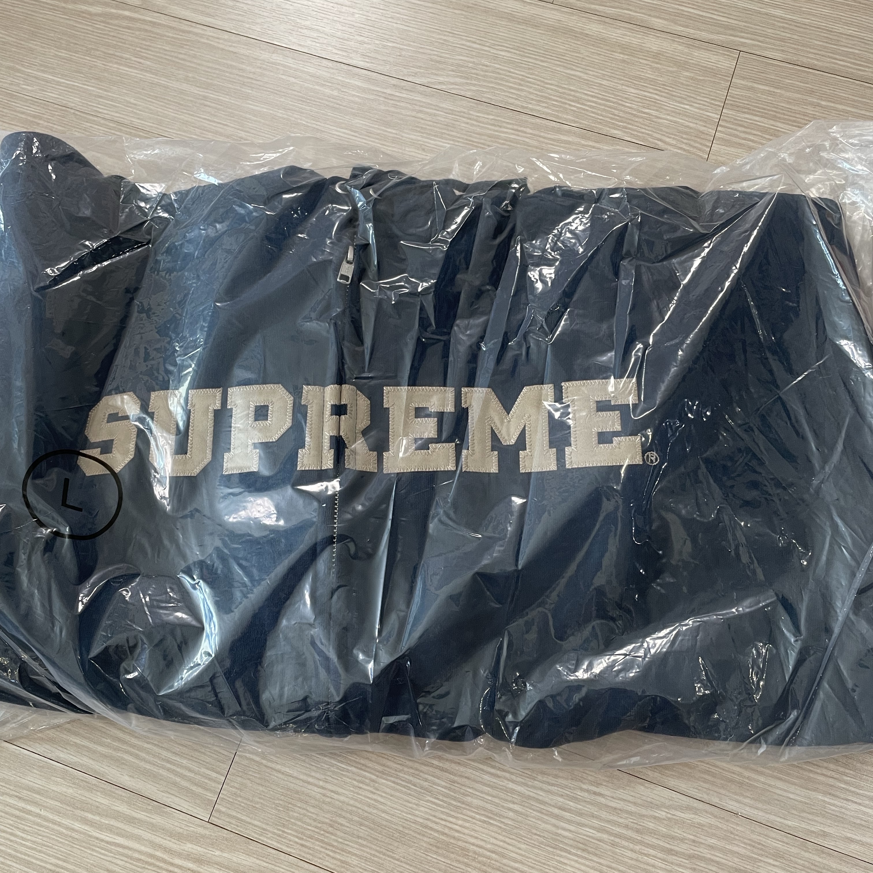 Supreme Collegiate Applique Zip Up Hooded Sweatshirt Navy - 25FW 착용 스타일 - 3
