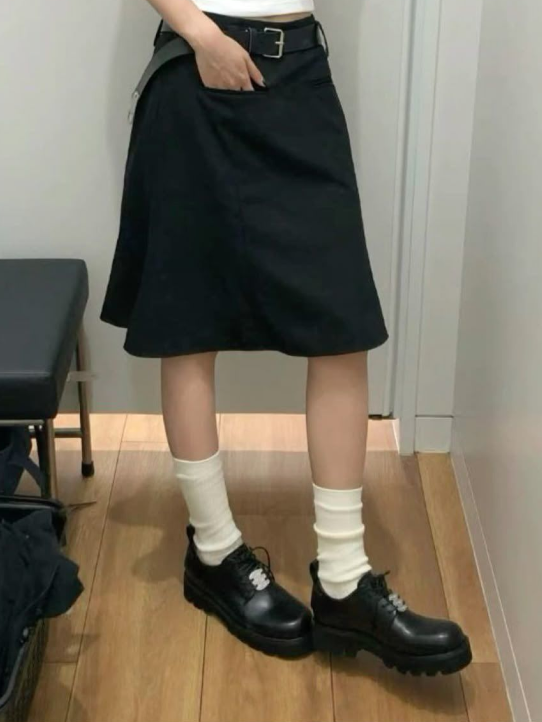 COYSEIO Cozy Sweat Wrap Skirt Charcoal, (W) Letterand Bohemian Tierd Long Skirt White 착용 스타일 - 5