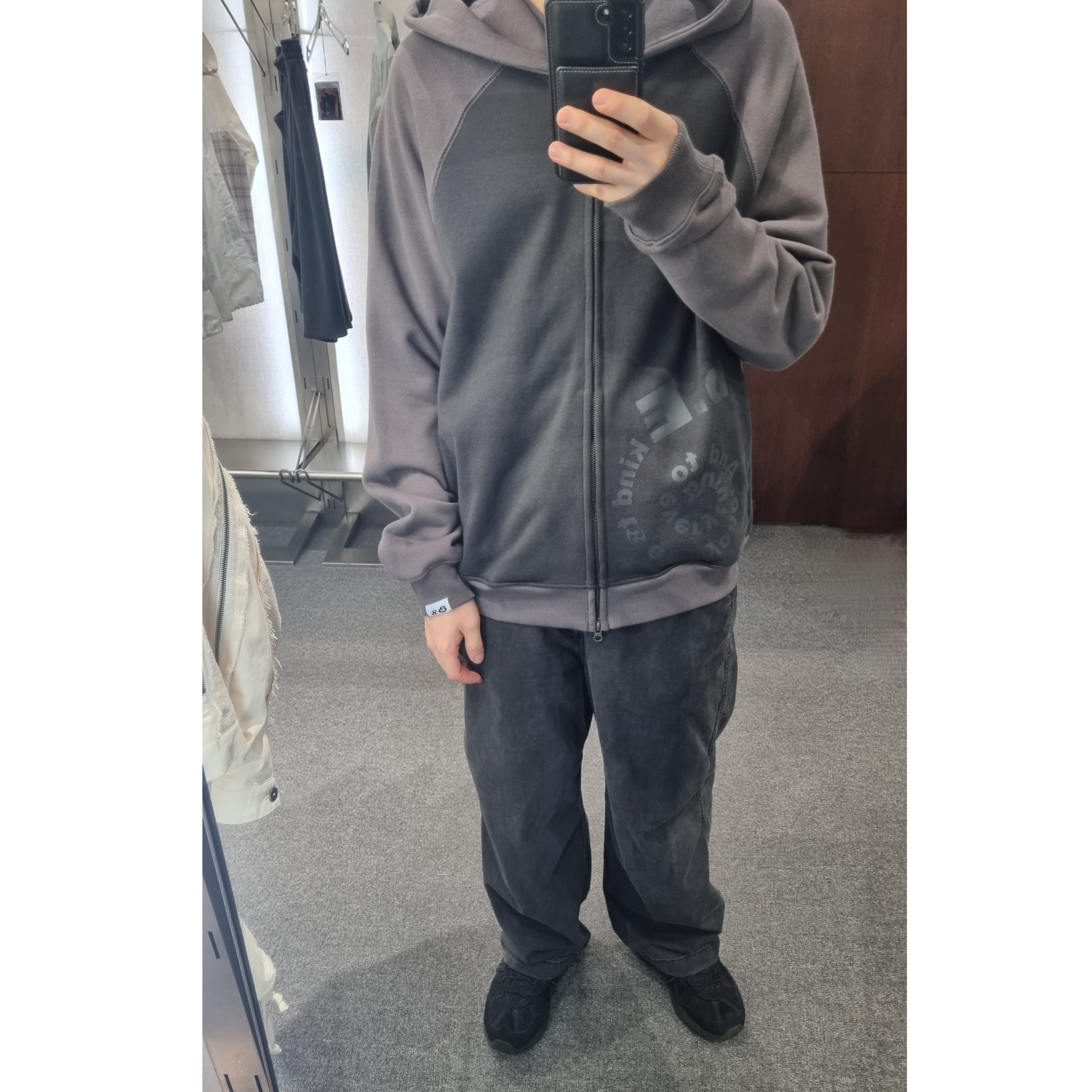 Sansan Gear X b.E Zip-Up Hoodie Charcoal, Asics Gel-Sonoma 15-50 Black 착용 스타일 - 1
